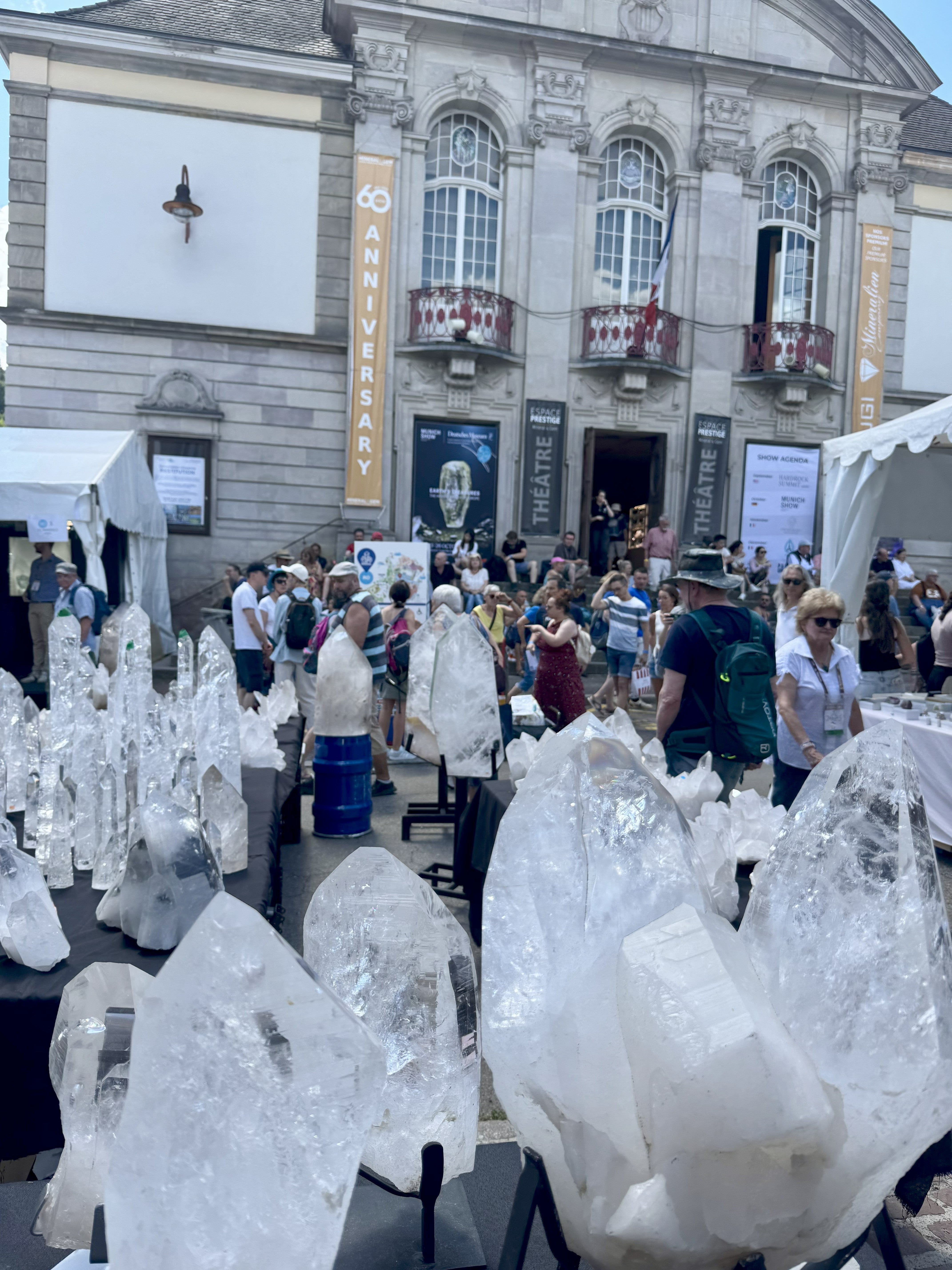 Mineral & Gem Sainte-Marie-aux-Mines 2025 – Mineralienshow mit Ausstellern und Kristallen