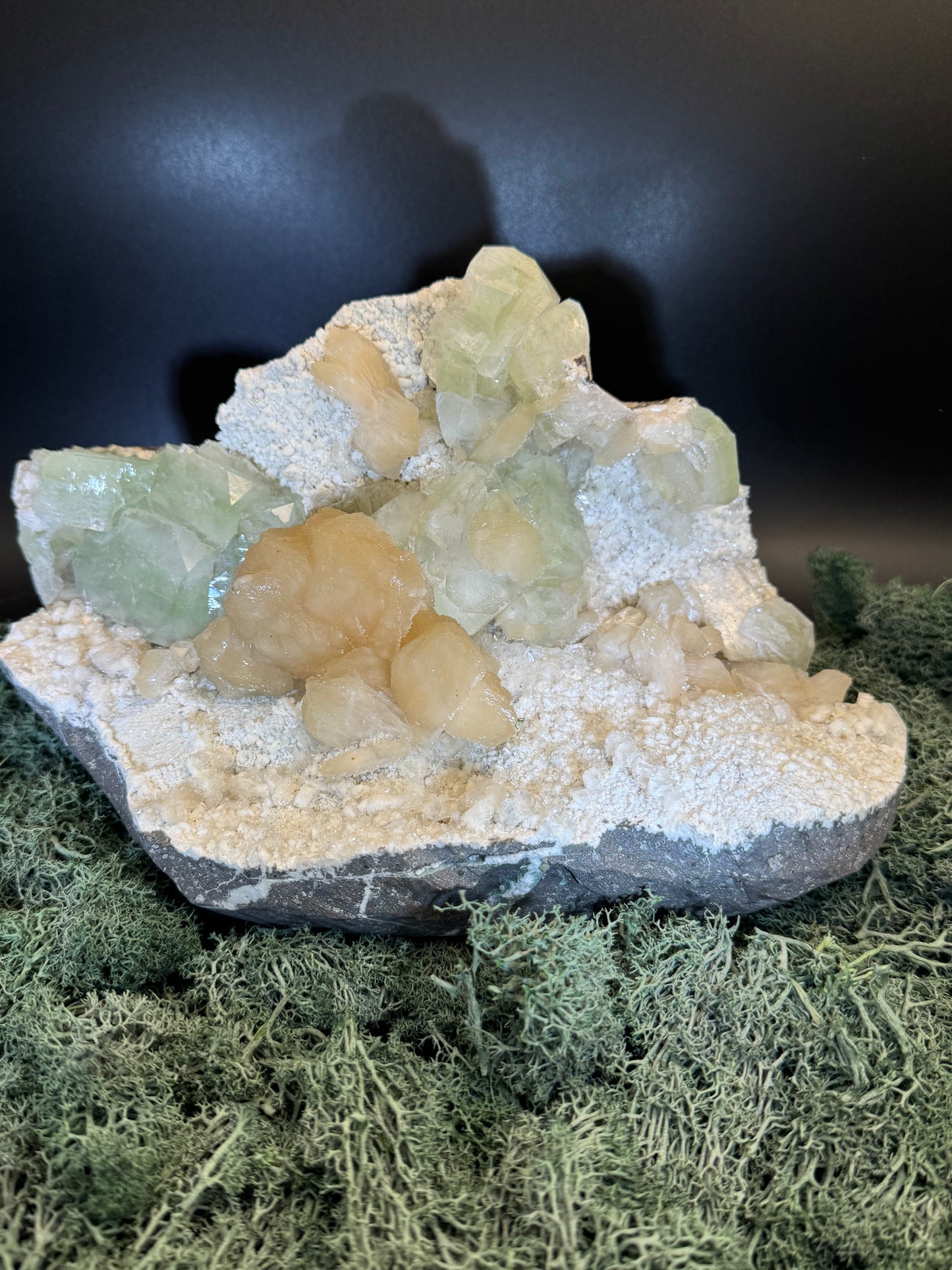 Grüner Apophyllit mit Stilbit XXL Cluster aus Maharashtra, Nashik pune, Indien (5087g)