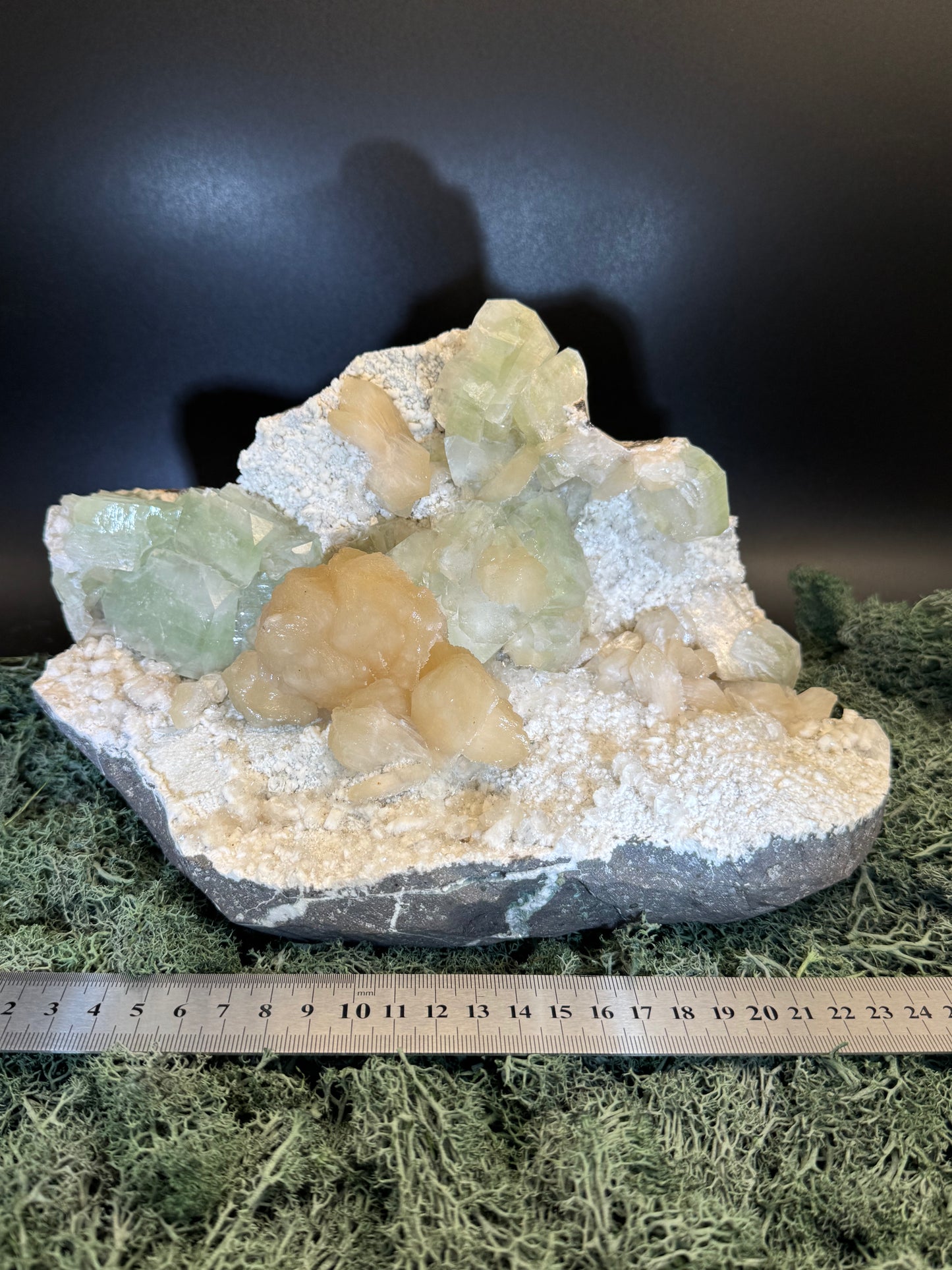 Grüner Apophyllit mit Stilbit XXL Cluster aus Maharashtra, Nashik pune, Indien (5087g)