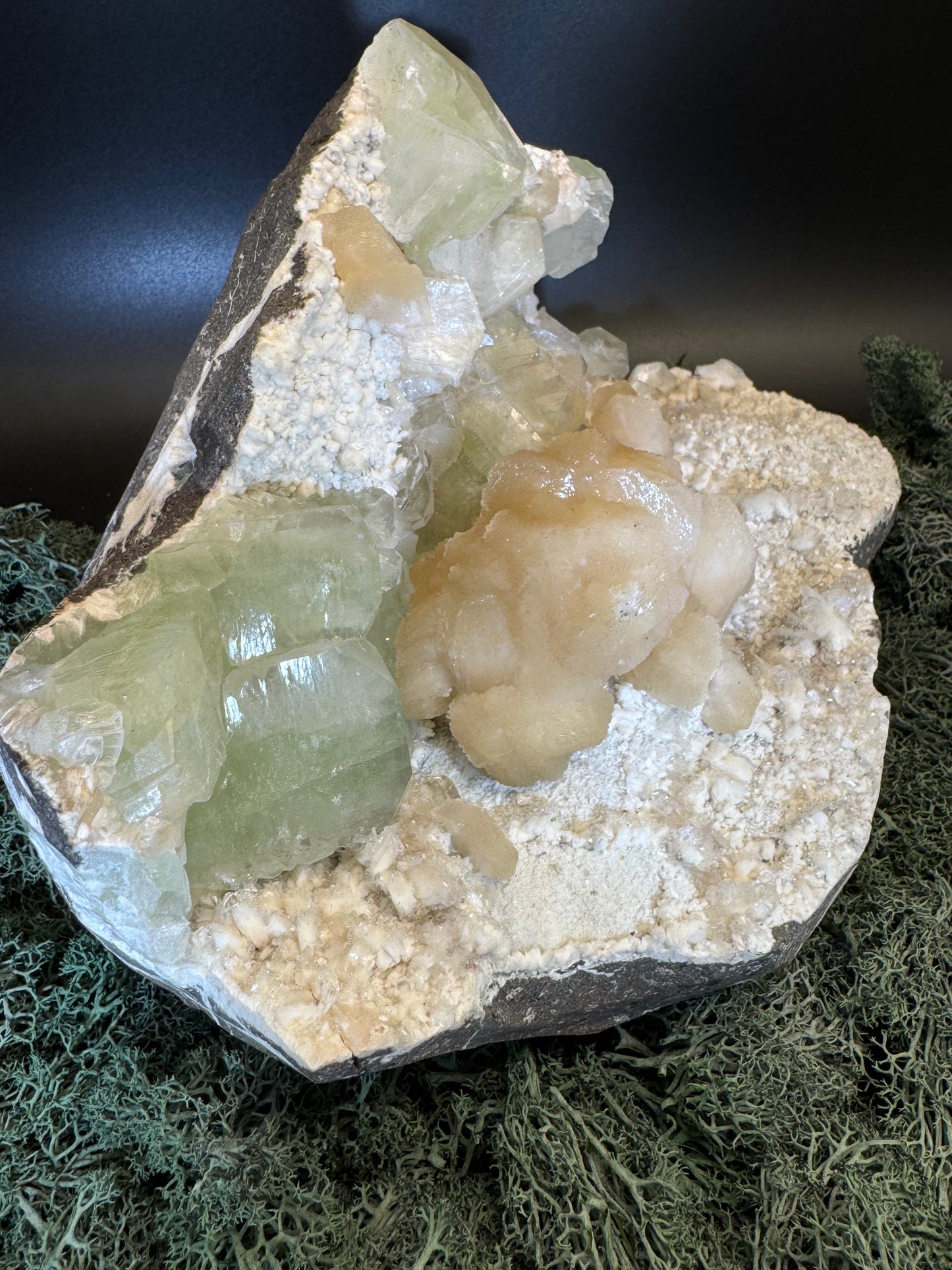 Grüner Apophyllit mit Stilbit XXL Cluster aus Maharashtra, Nashik pune, Indien (5087g)