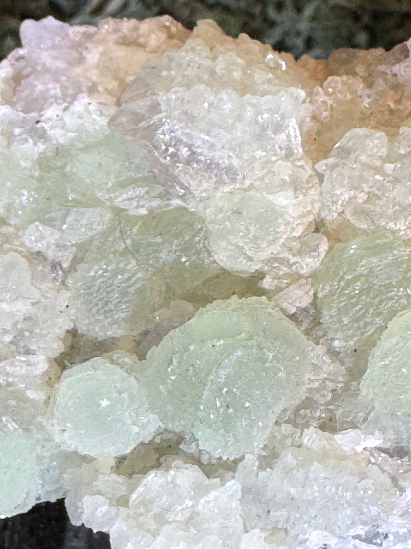 Prehnit und Quarz Handstufe aus Hubei, China (66g) - crystal paradise
