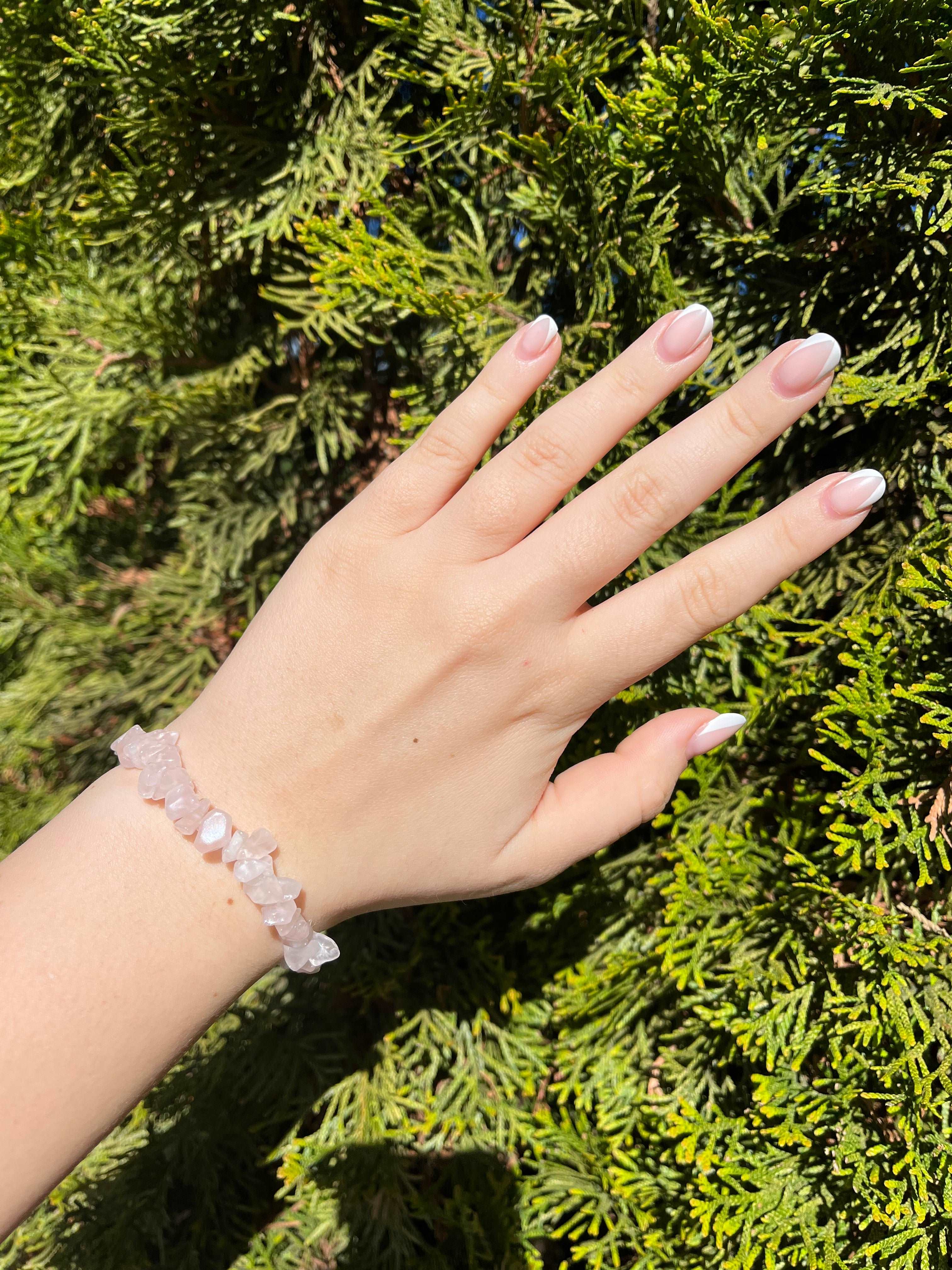 Armband aus Rosenquarz-Chipstone-Perlen - 1 Stück