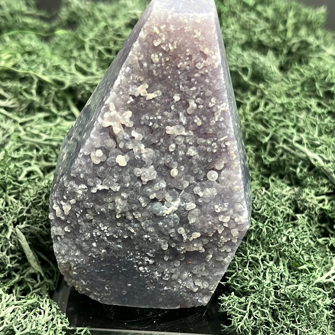 Trauben Achat Freeform aus Indonesien (234g) - schönes Violett in Obeliskenform - crystal paradise