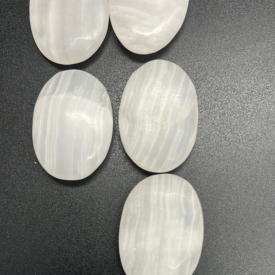 Trommelware Rosenquarz Cabochon oval - 1 Stück ca. 2,5-4cm - crystal paradise