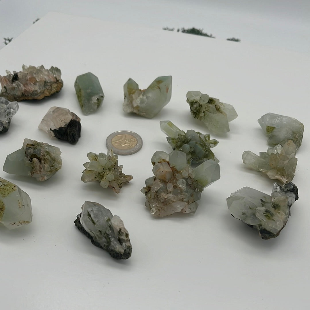 Epidot und Bergkristall aus der Türkei - kleinere schöne Stufen - crystal paradise