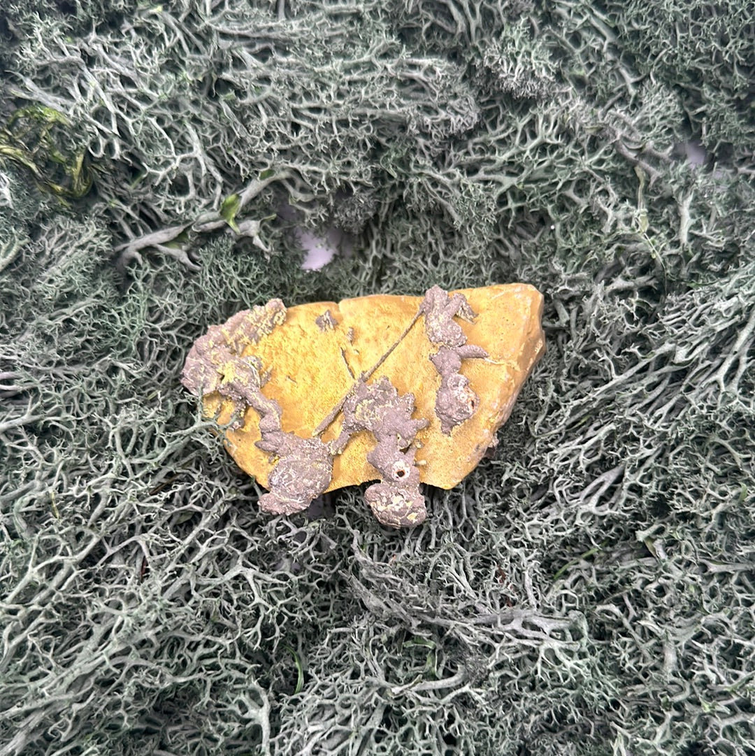 Pyrit auf gelber Matrix aus Mansehra / Pakistan (99g) - crystal paradise