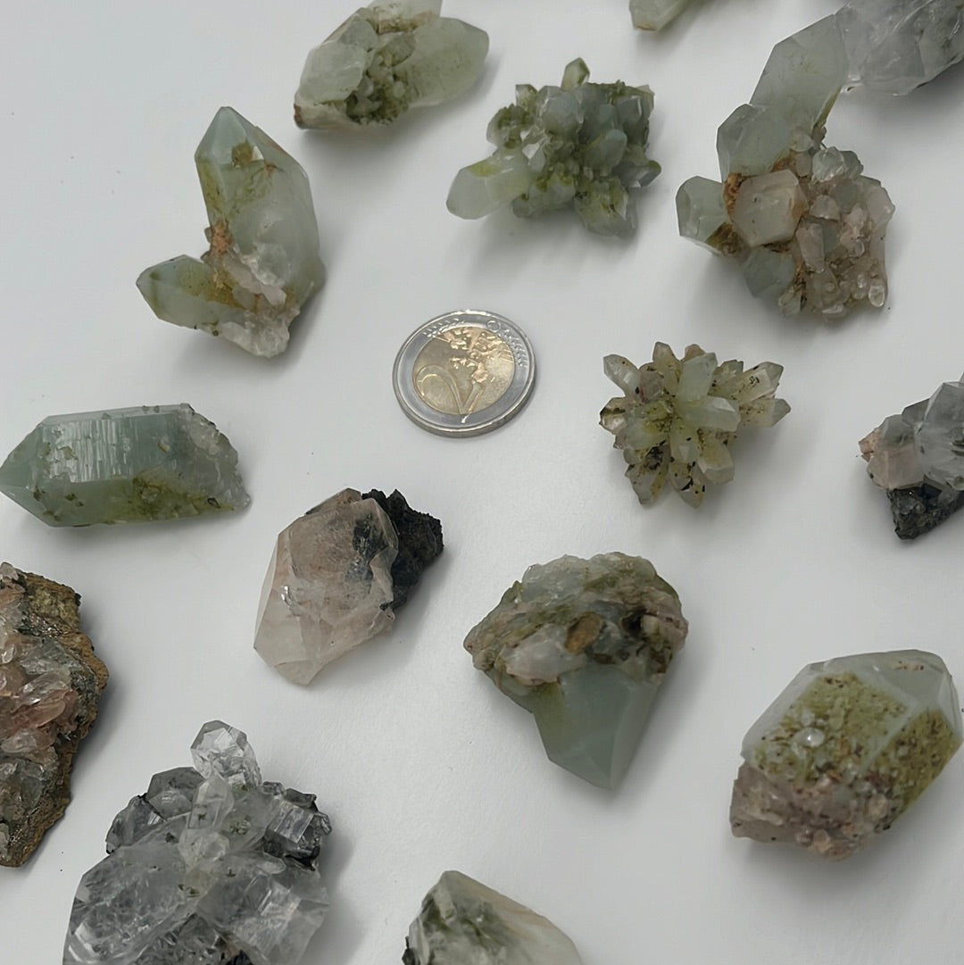 Epidot und Bergkristall aus der Türkei - kleinere schöne Stufen - crystal paradise