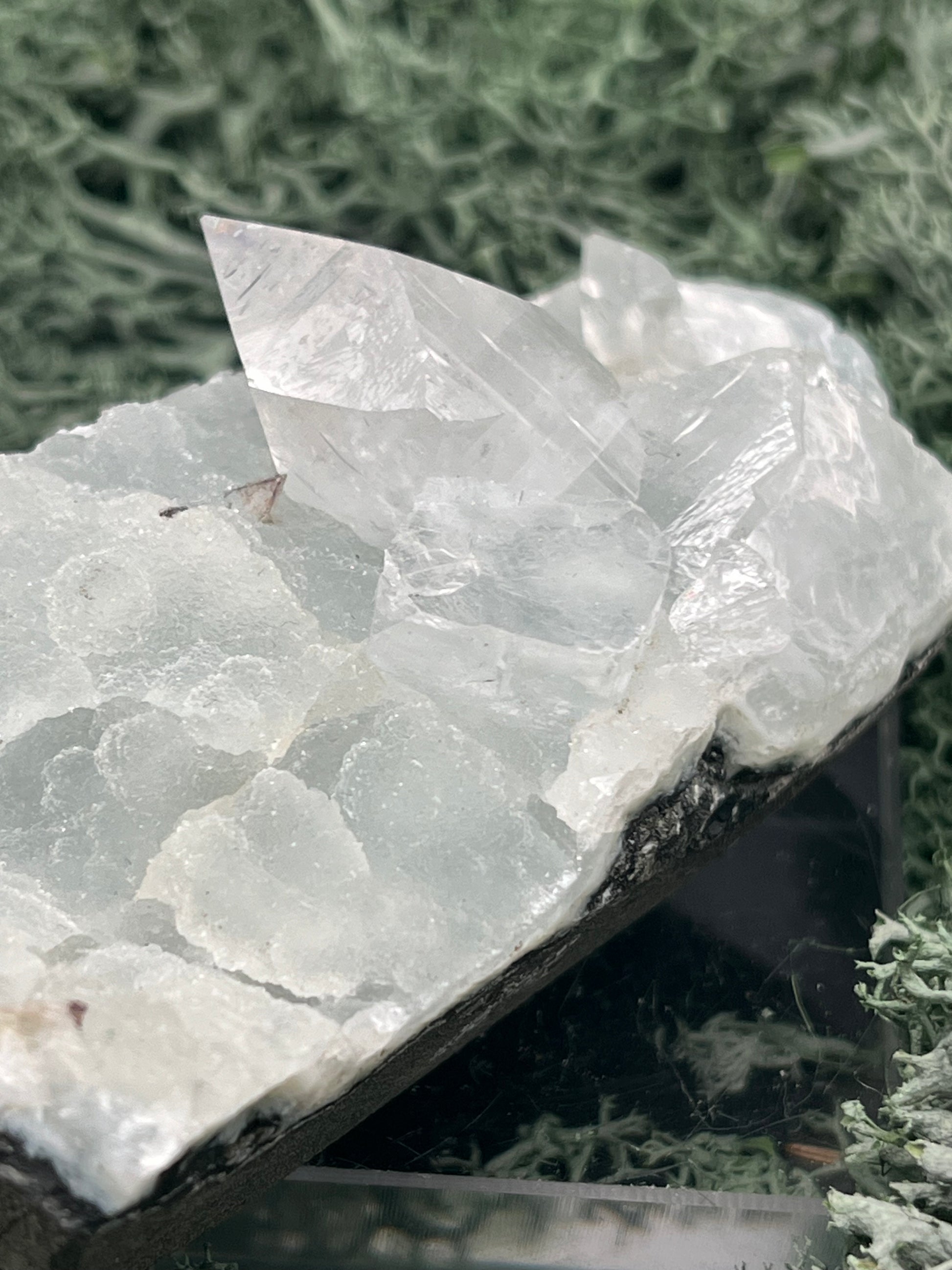 Apophyllit Stufe aus Indien (126g) - schöne grosse Kristalle - crystal paradise