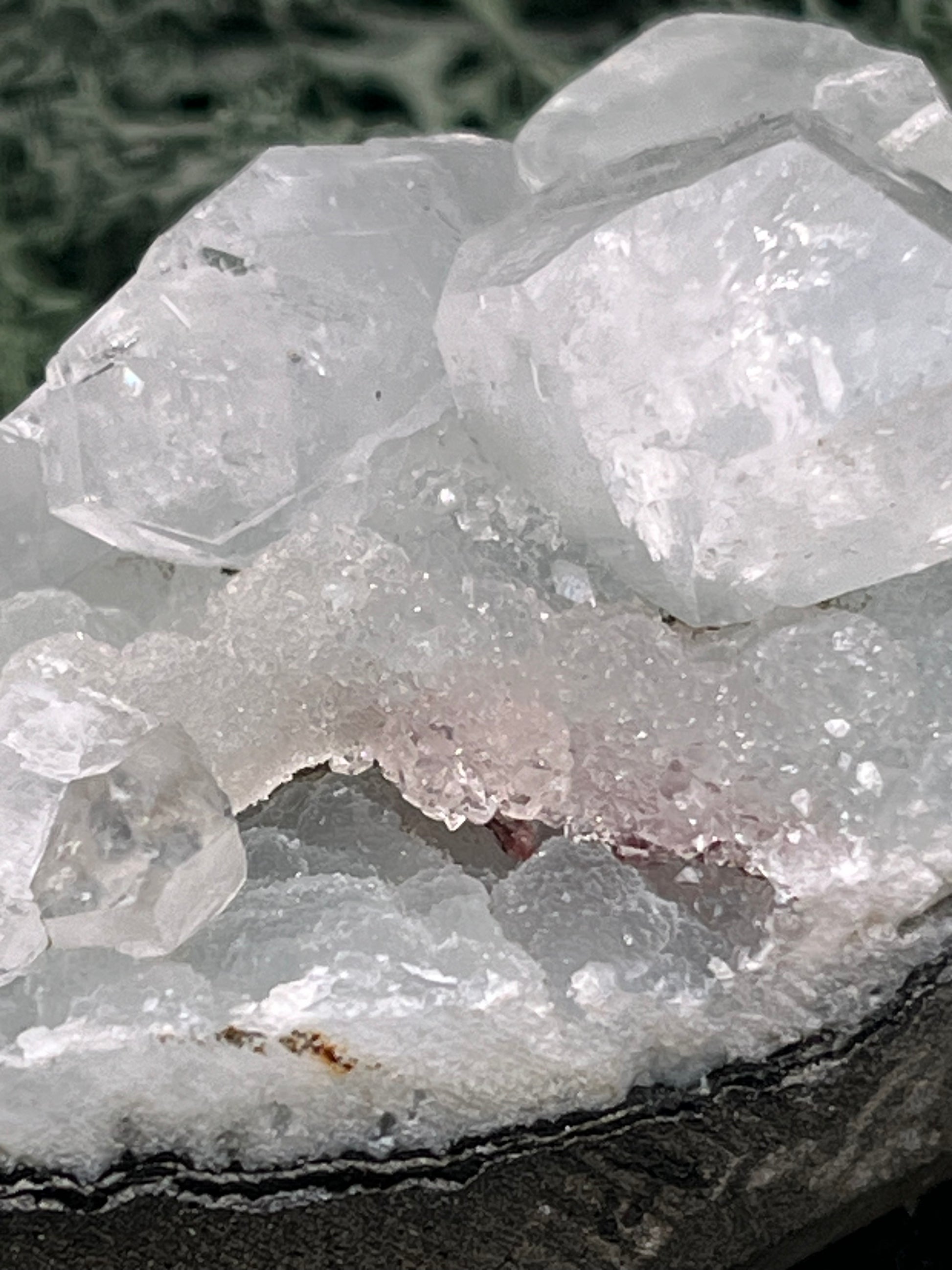 Apophyllit Stufe aus Indien (126g) - schöne grosse Kristalle - crystal paradise