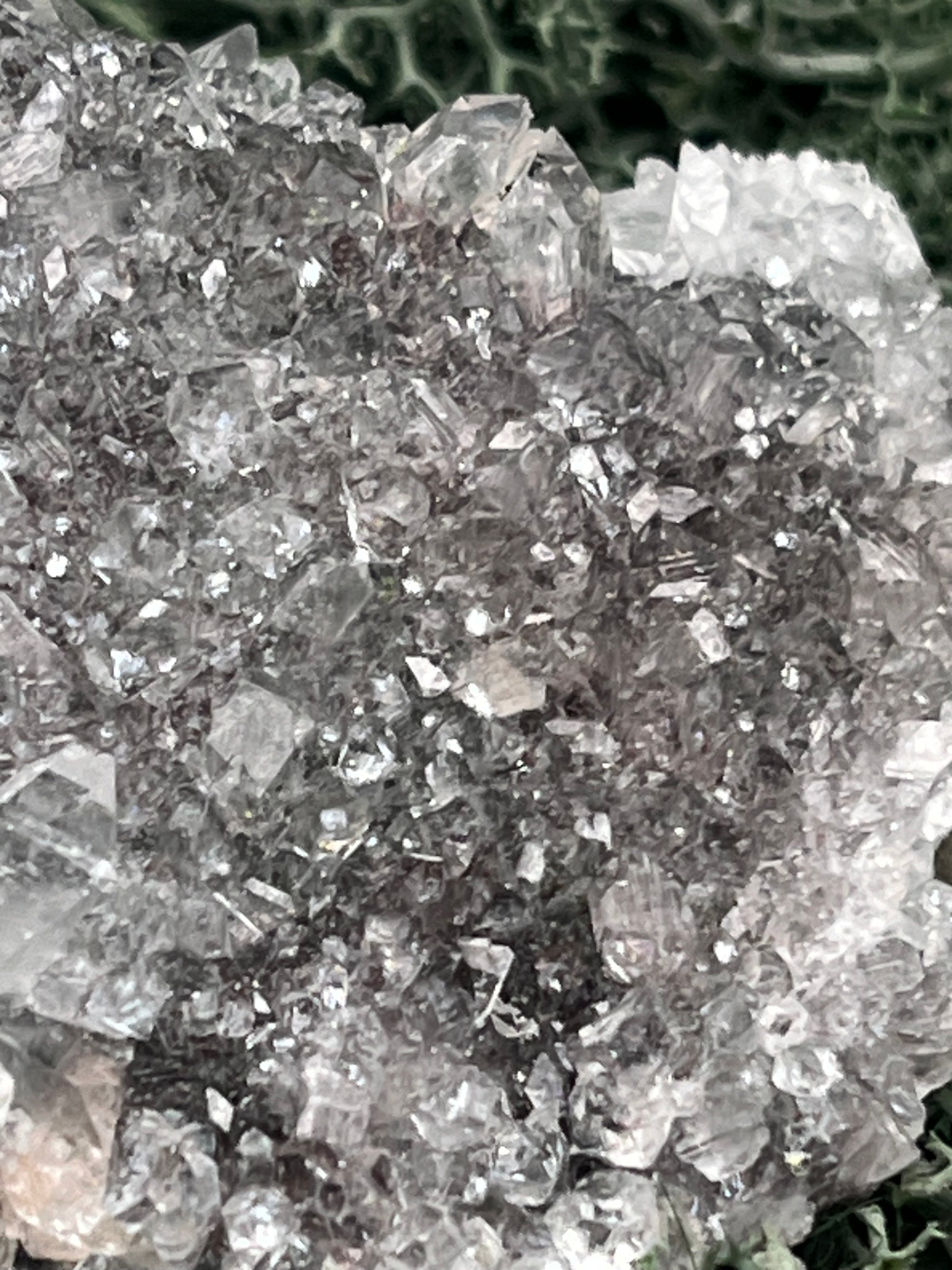 Apophyllit Stufe aus Indien (110g) - viele Kristalle - crystal paradise