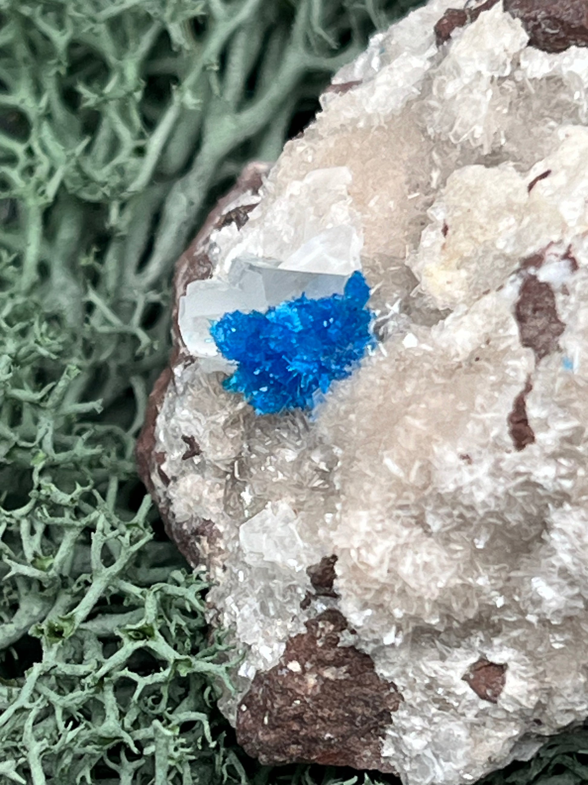 Canvansit auf Stilbit aus Poonah Indien - Stufe - 1 Stück - crystal paradise