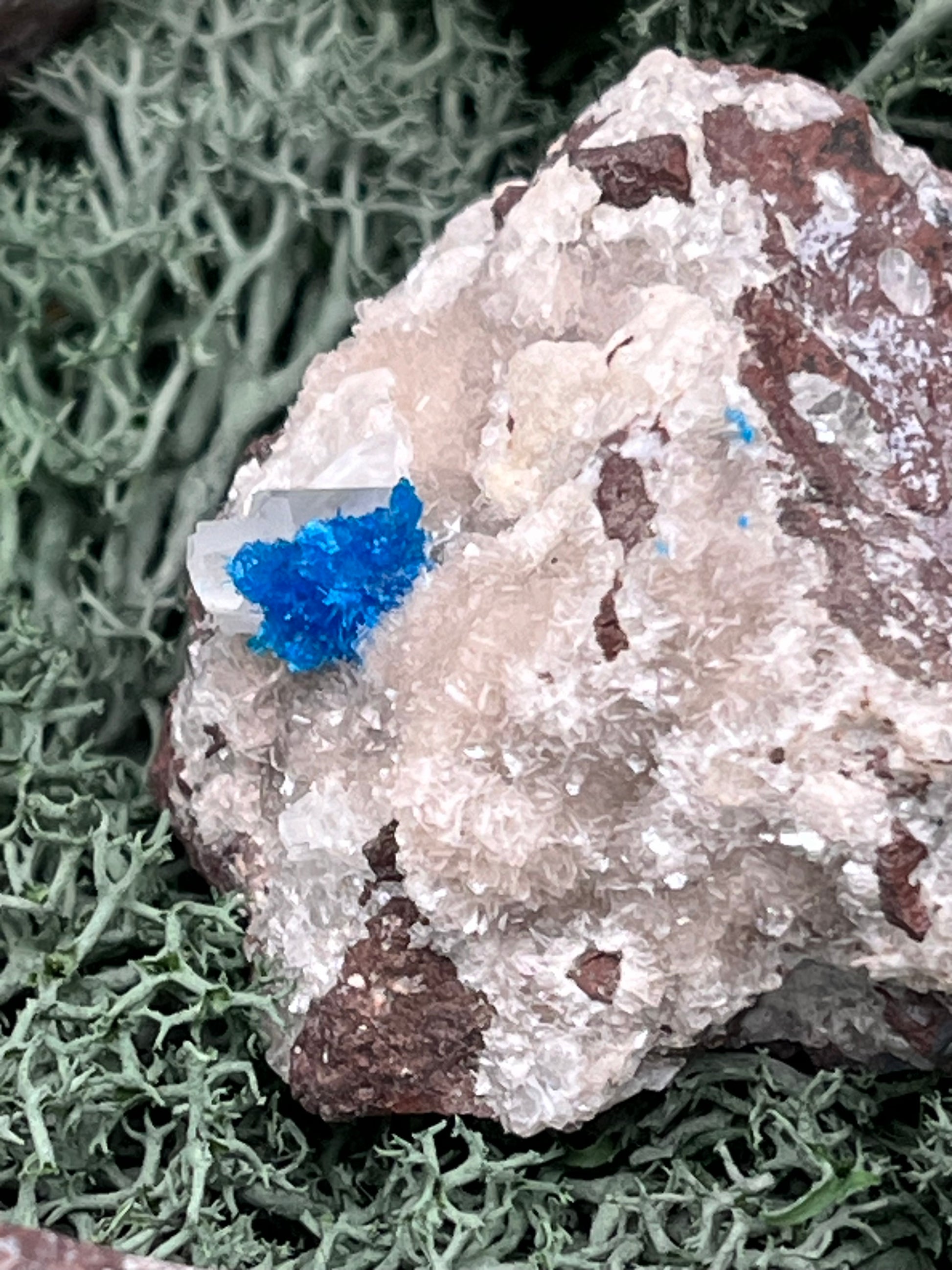 Canvansit auf Stilbit aus Poonah Indien - Stufe - 1 Stück - crystal paradise