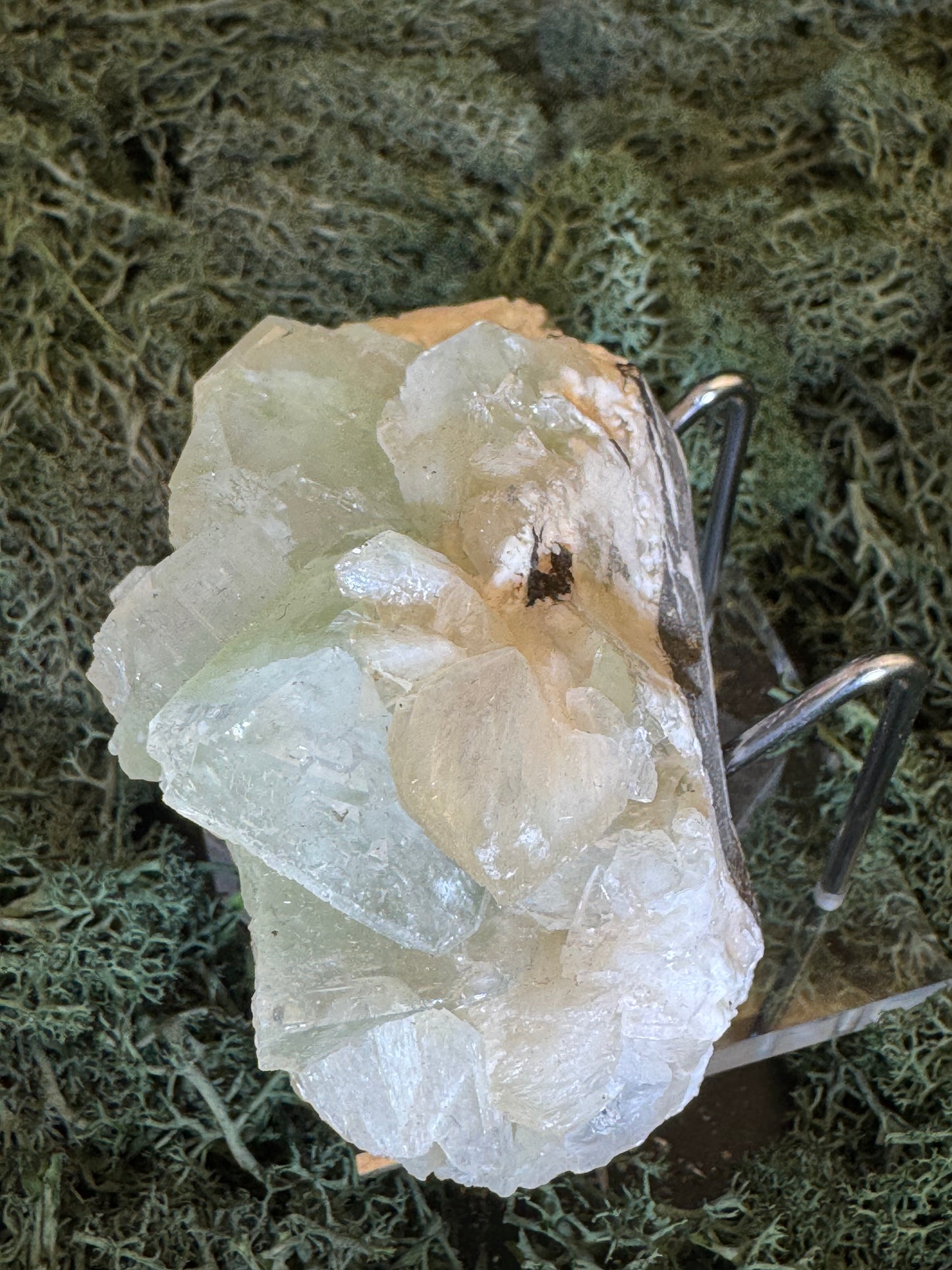 Grüner Apophyllit mit Stilbit Cluster aus Maharashtra, Nashik pune, Indien (231g) - große Kristalle