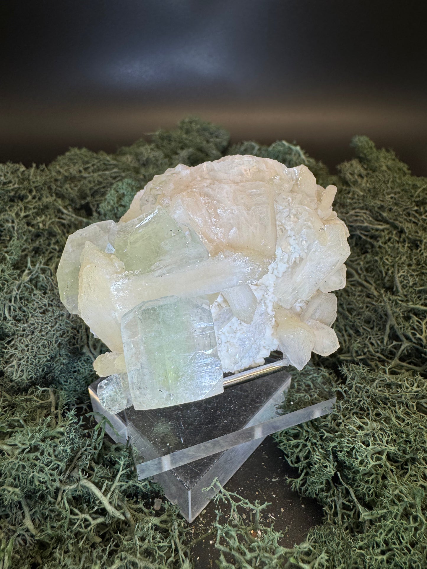 Grüner Apophyllit mit Stilbit Cluster aus Maharashtra, Nashik pune, Indien (193g)