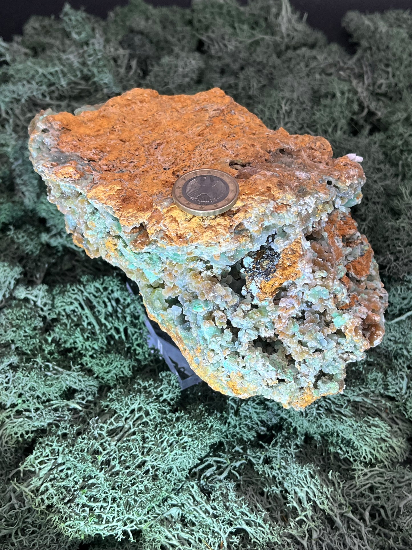 Smithsonit aus Indonesien (1123g) - XXL Stufe - glitzende grüne Kristalle in Trauenform - crystal paradise