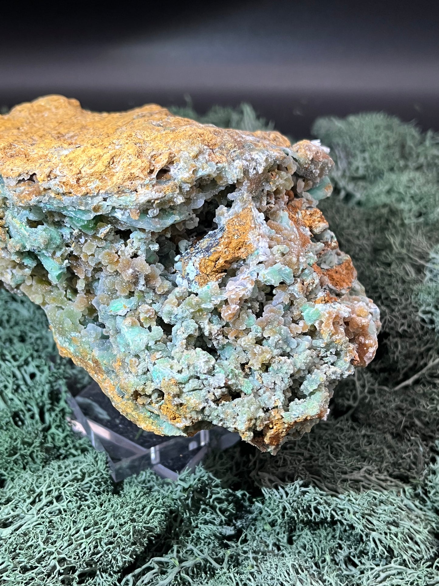 Smithsonit aus Indonesien (1123g) - XXL Stufe - glitzende grüne Kristalle in Trauenform - crystal paradise