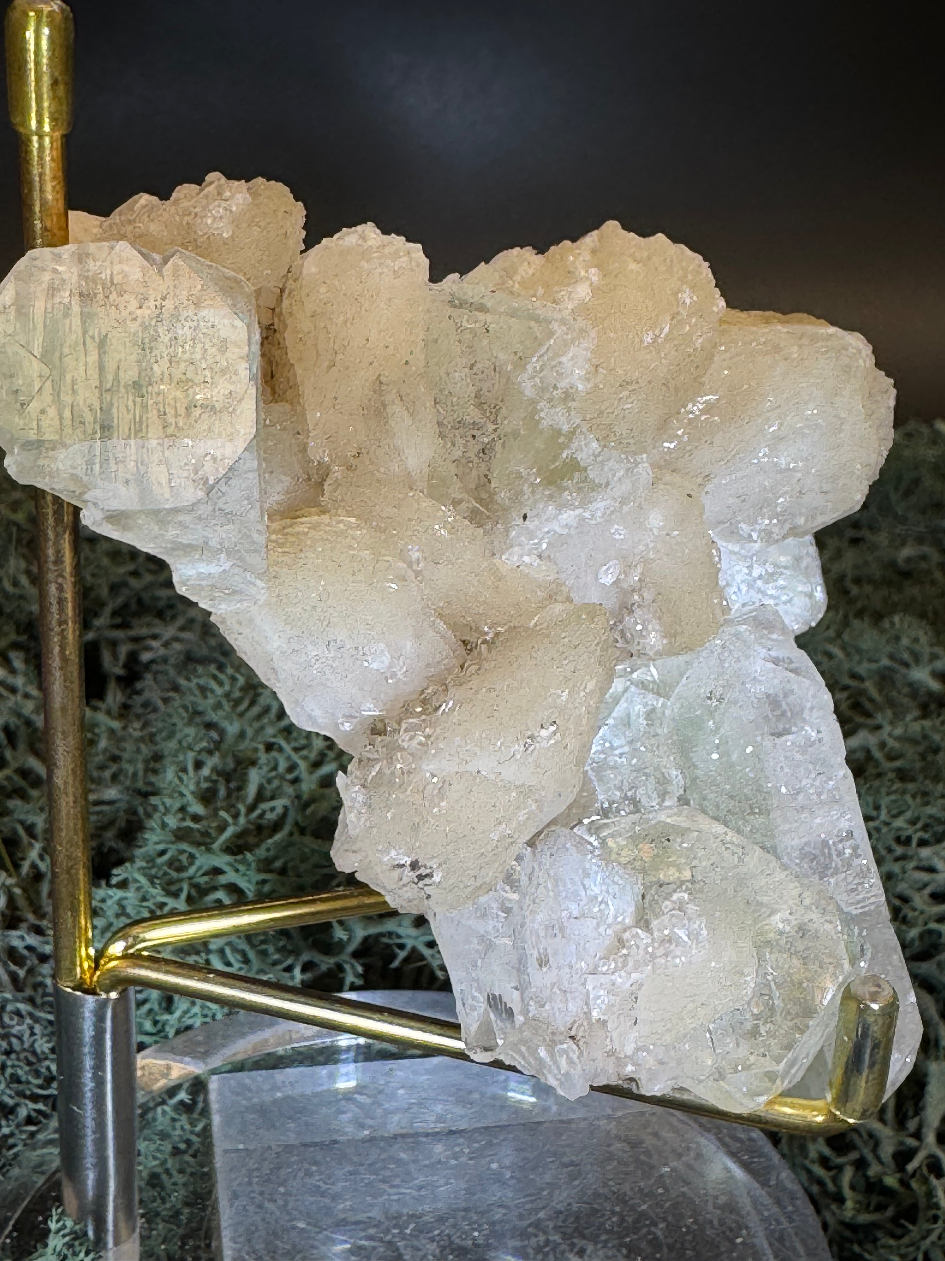 Grüner Apophyllit mit Stilbit Cluster aus Maharashtra, Nashik pune, Indien (111g) - crystal paradise