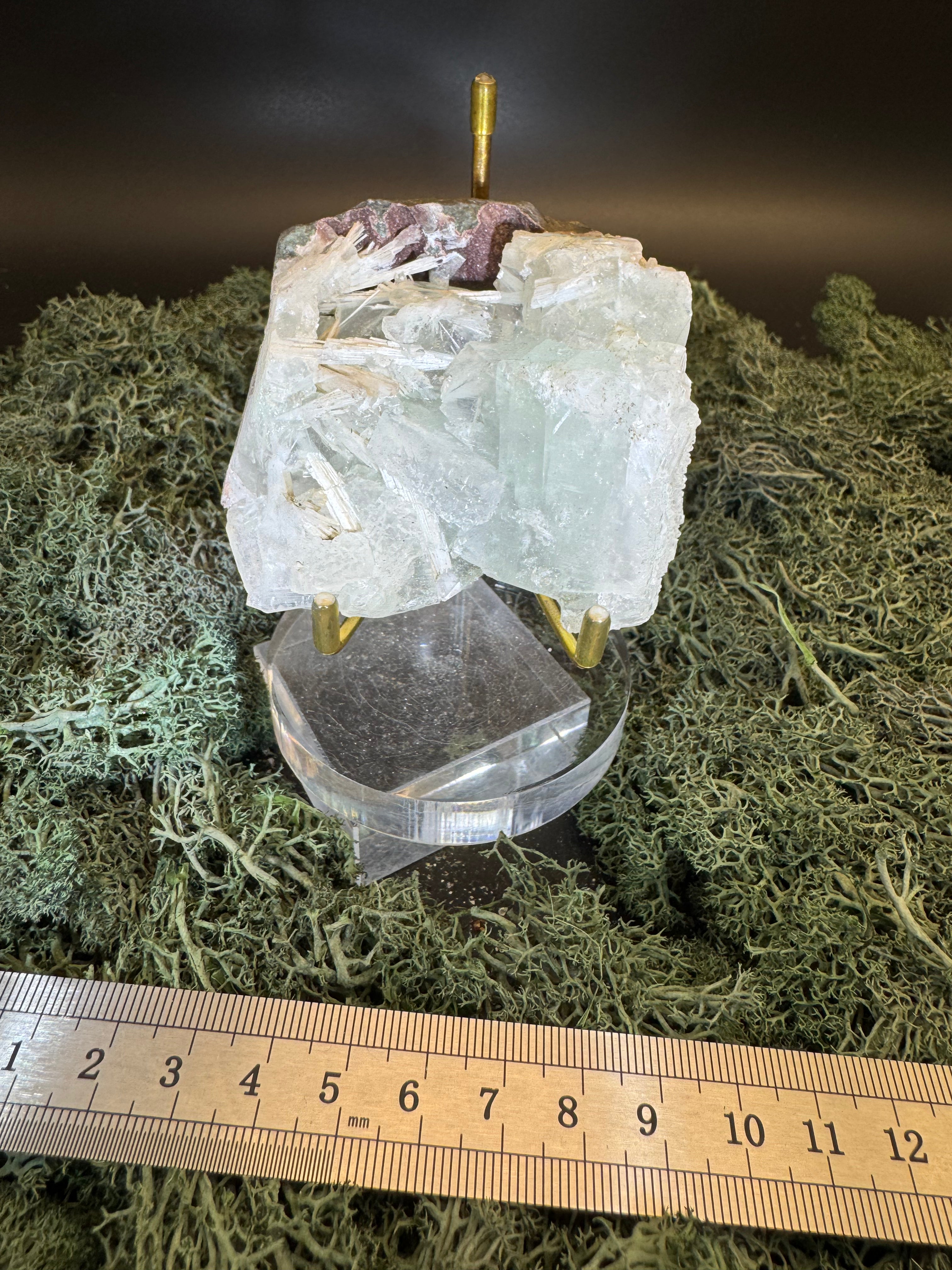 Grüner Apophyllit mit Hevlandit Cluster aus Maharashtra, Nashik pune, Indien (234g) - crystal paradise