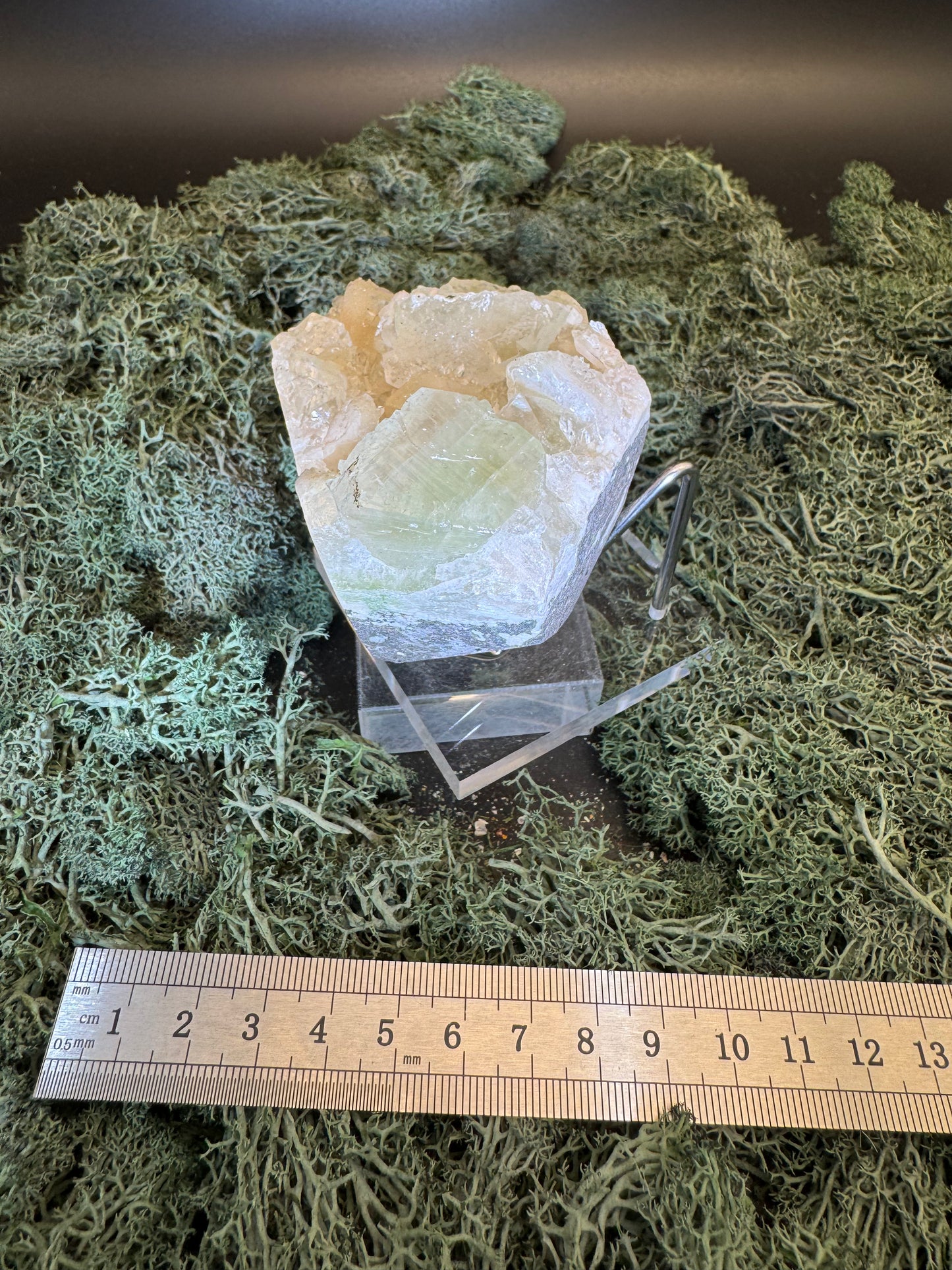 Grüner Apophyllit mit Stilbit Cluster aus Maharashtra, Nashik pune, Indien (253g) - crystal paradise
