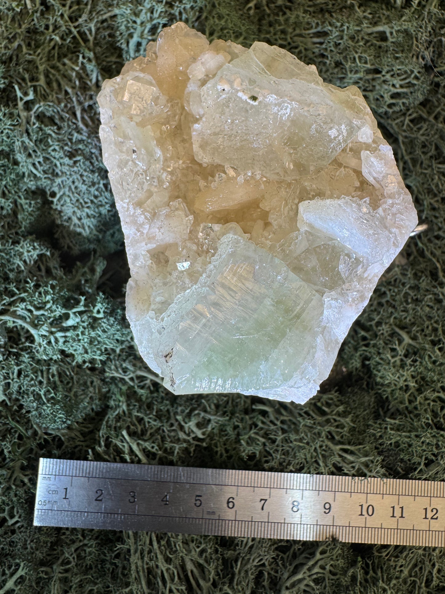 Grüner Apophyllit mit Stilbit Cluster aus Maharashtra, Nashik pune, Indien (253g) - crystal paradise