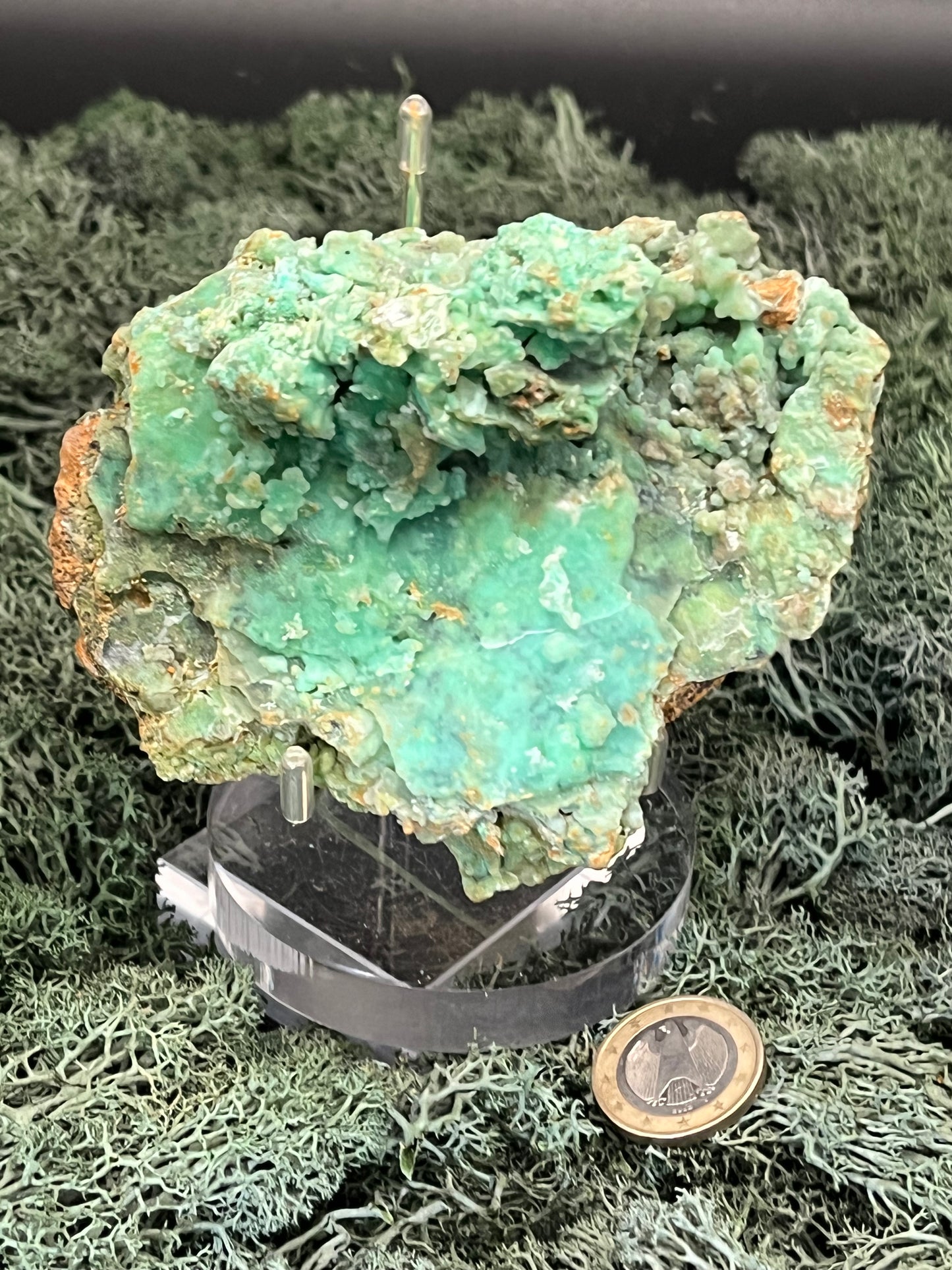 Smithsonit aus Indonesien (265g) - Handstufe - glitzernde grüne Kristalle - helles grün - crystal paradise