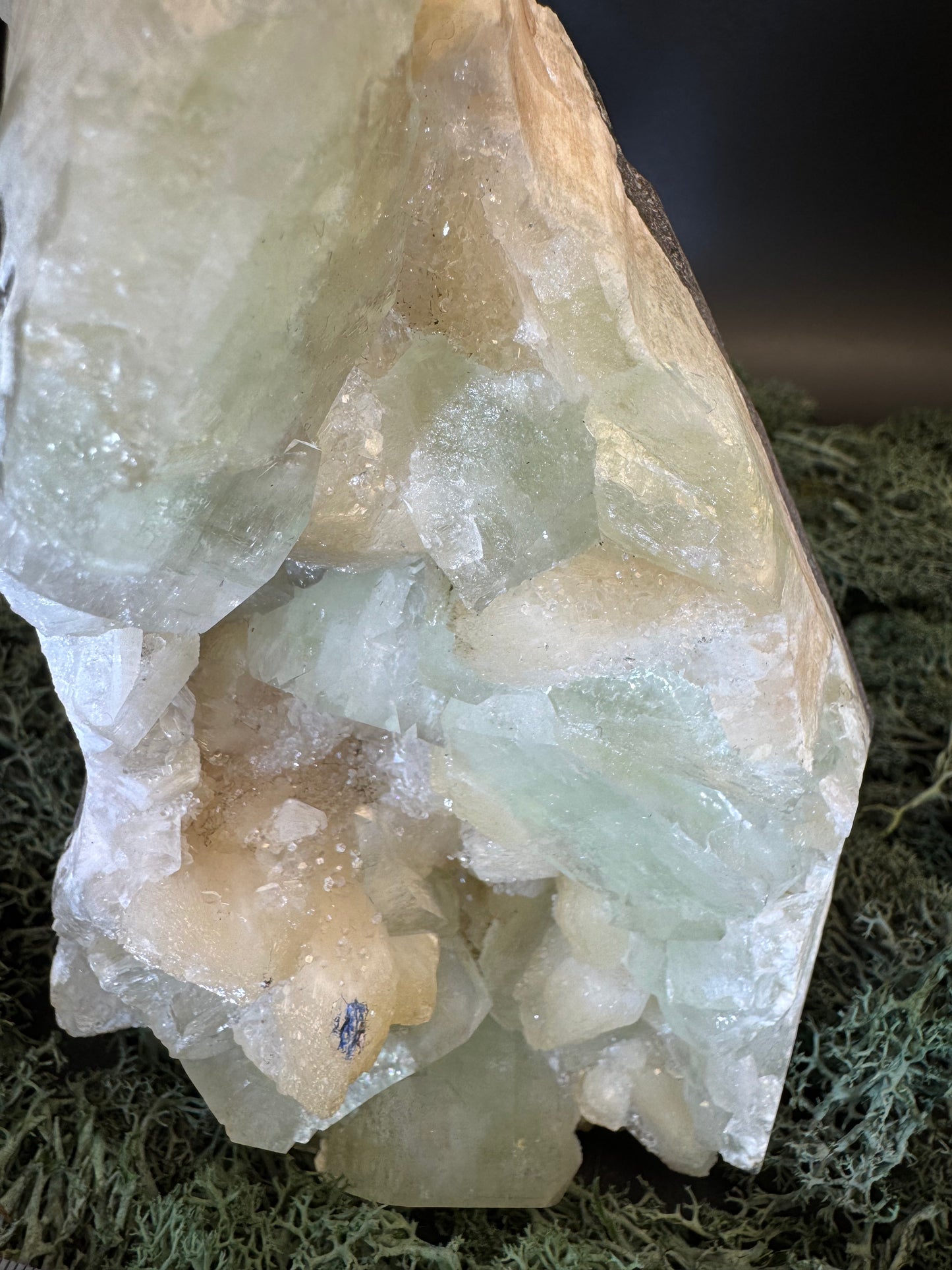 Grüner Apophyllit mit Stilbit Cluster aus Maharashtra, Nashik pune, Indien (1156g) - crystal paradise