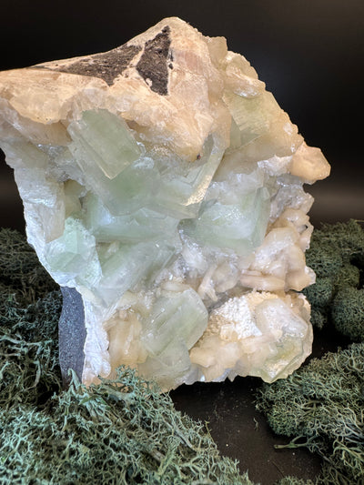 Grüner Apophyllit mit Stilbit und Okenit Cluster aus Maharashtra, Nashik pune, Indien (3139g) - crystal paradise