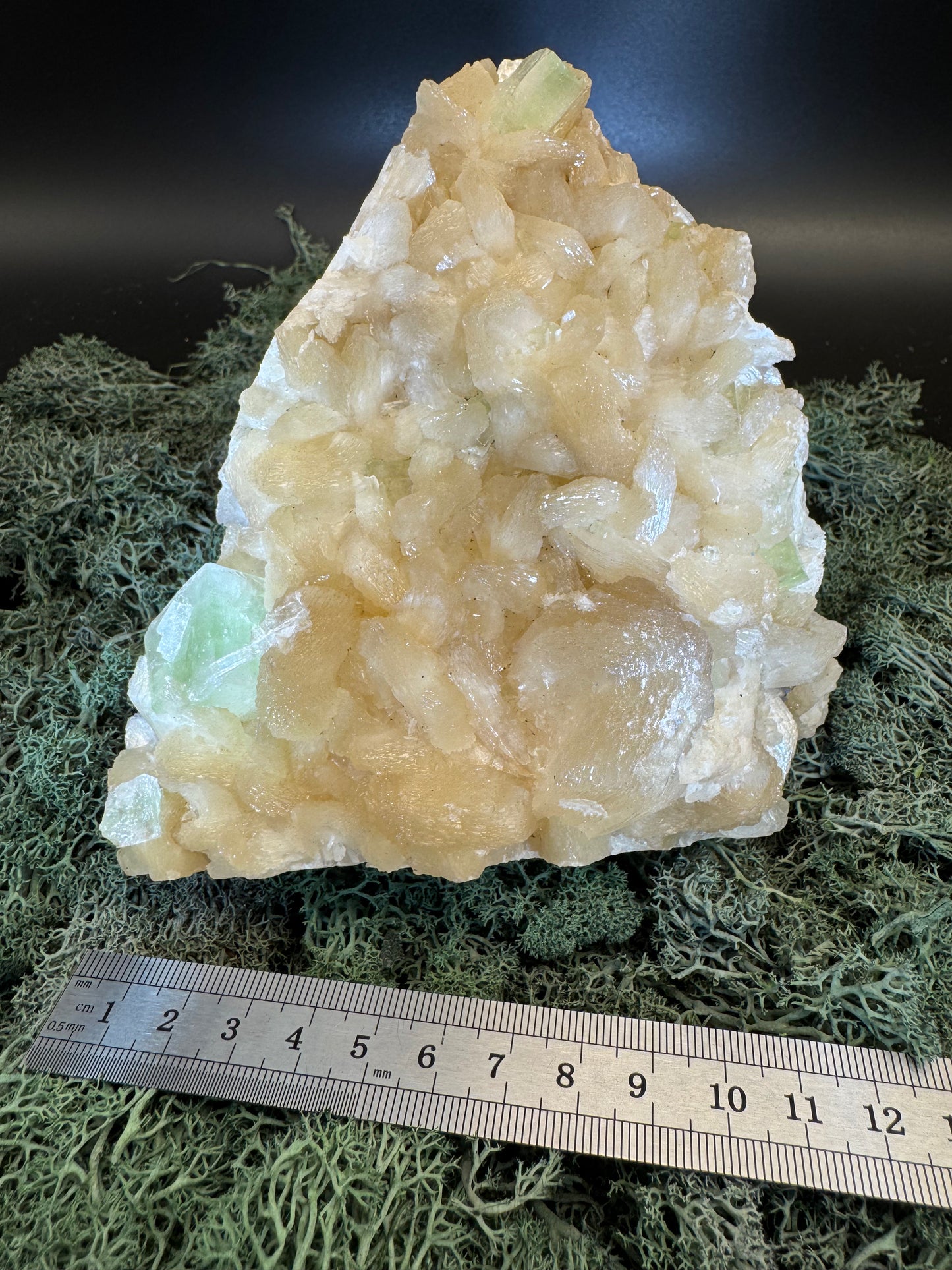 Grüner Apophyllit mit Stilbit Cluster aus Maharashtra, Nashik pune, Indien (966g) - crystal paradise
