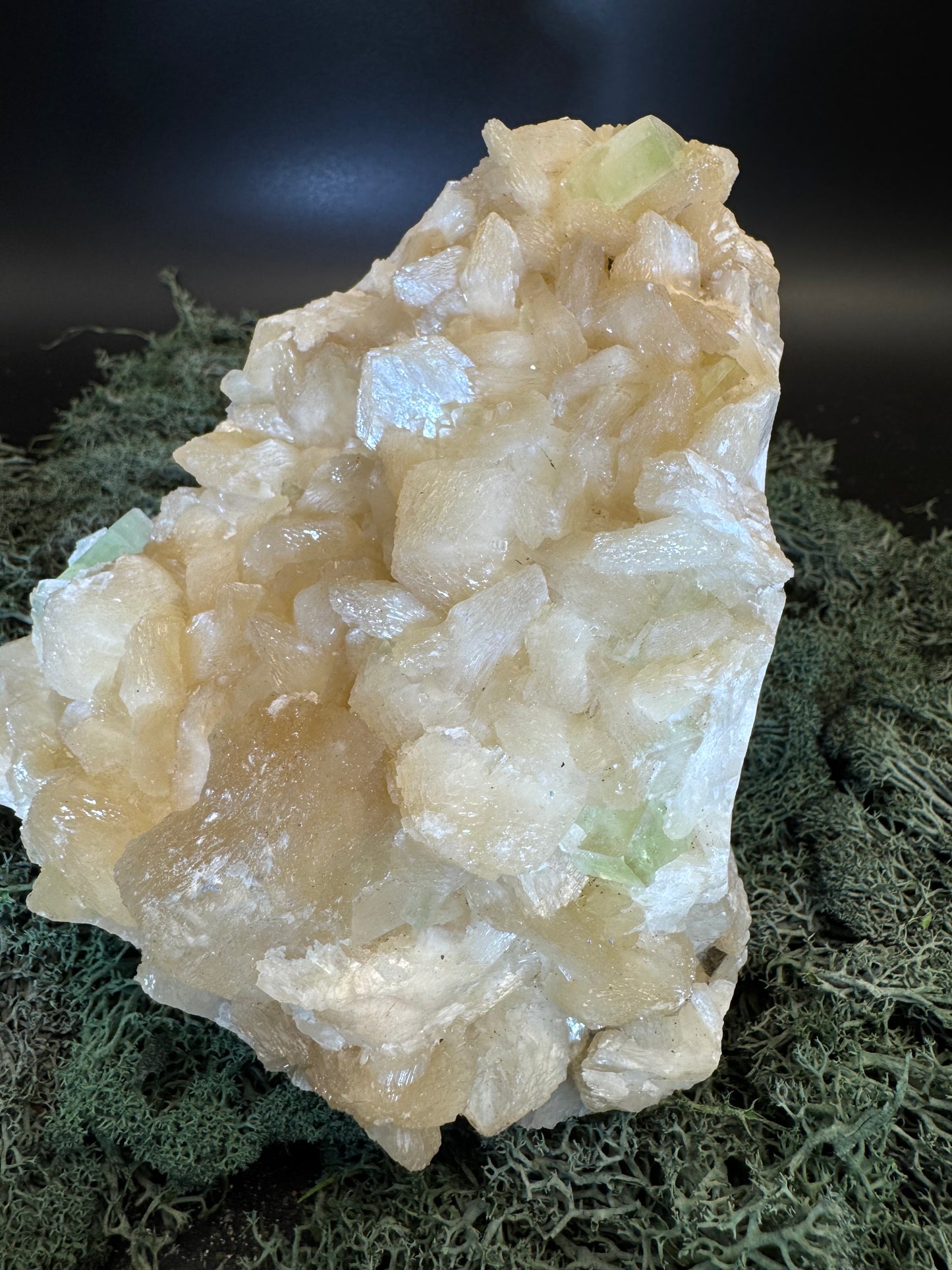 Grüner Apophyllit mit Stilbit Cluster aus Maharashtra, Nashik pune, Indien (966g) - crystal paradise