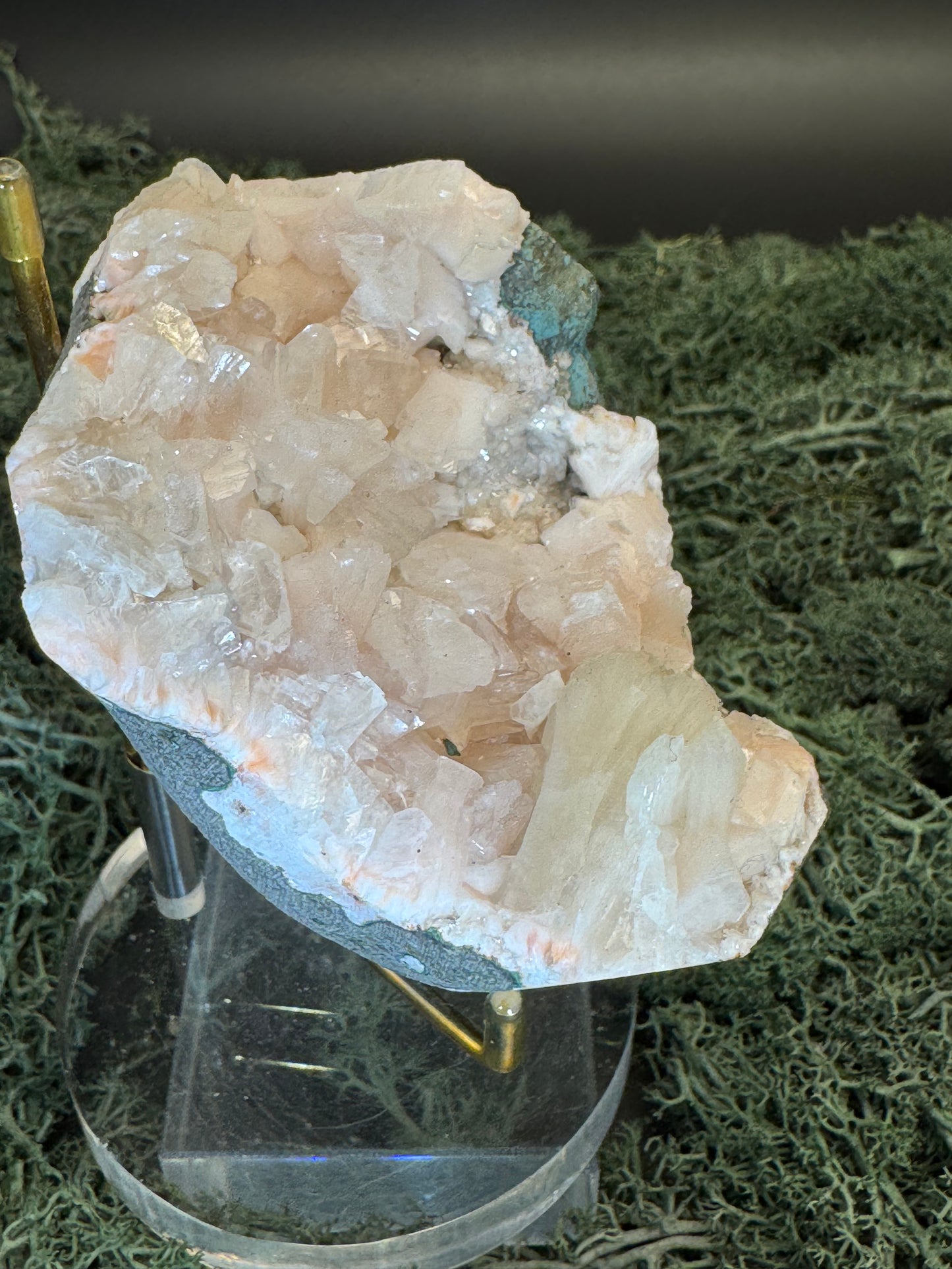 Heulandit / Euzeolit Geode mit Stilbit aus Maharashtra, Nashik pune, Indien (252g) - crystal paradise