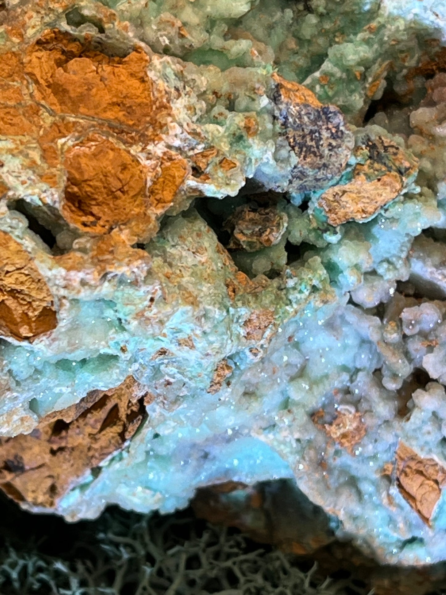 Smithsonit aus Indonesien (842g) - XXL Stufe - glitzernde grüne Kristalle - crystal paradise