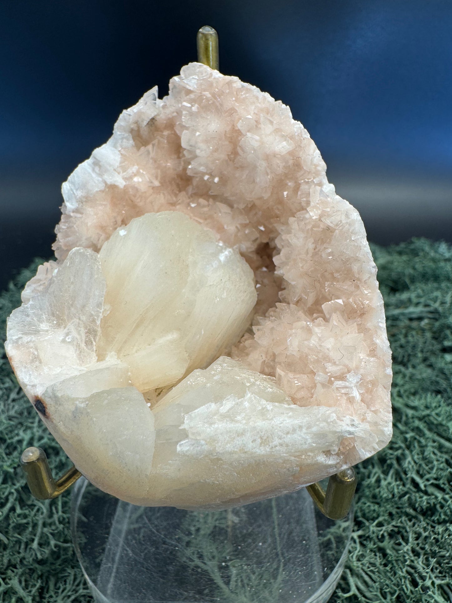 Heulandit / Euzeolit Geode mit Stilbit aus Maharashtra, Nashik pune, Indien (179g) - crystal paradise