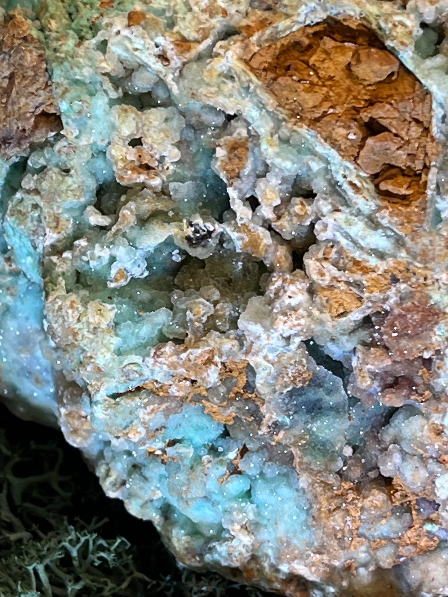 Smithsonit aus Indonesien (842g) - XXL Stufe - glitzernde grüne Kristalle - crystal paradise