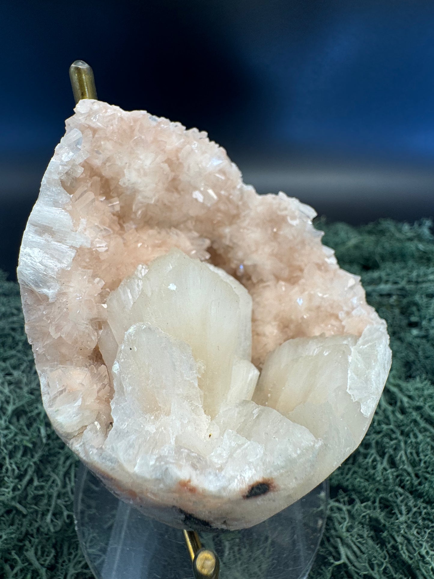 Heulandit / Euzeolit Geode mit Stilbit aus Maharashtra, Nashik pune, Indien (179g) - crystal paradise
