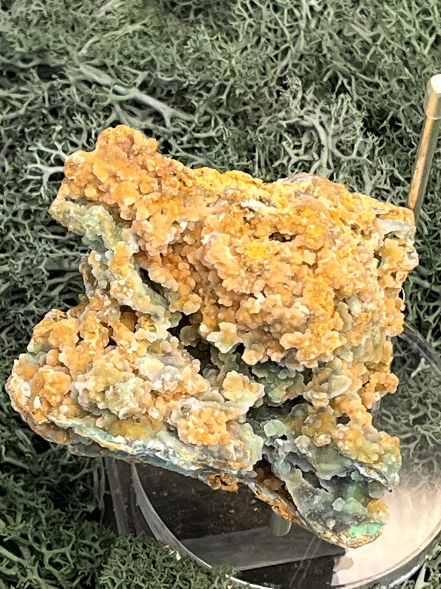 Smithsonit aus Indonesien (212g) - Handstufe - glitzernde grüne Kristalle mit schönen traubenförmigen Kristallen - crystal paradise