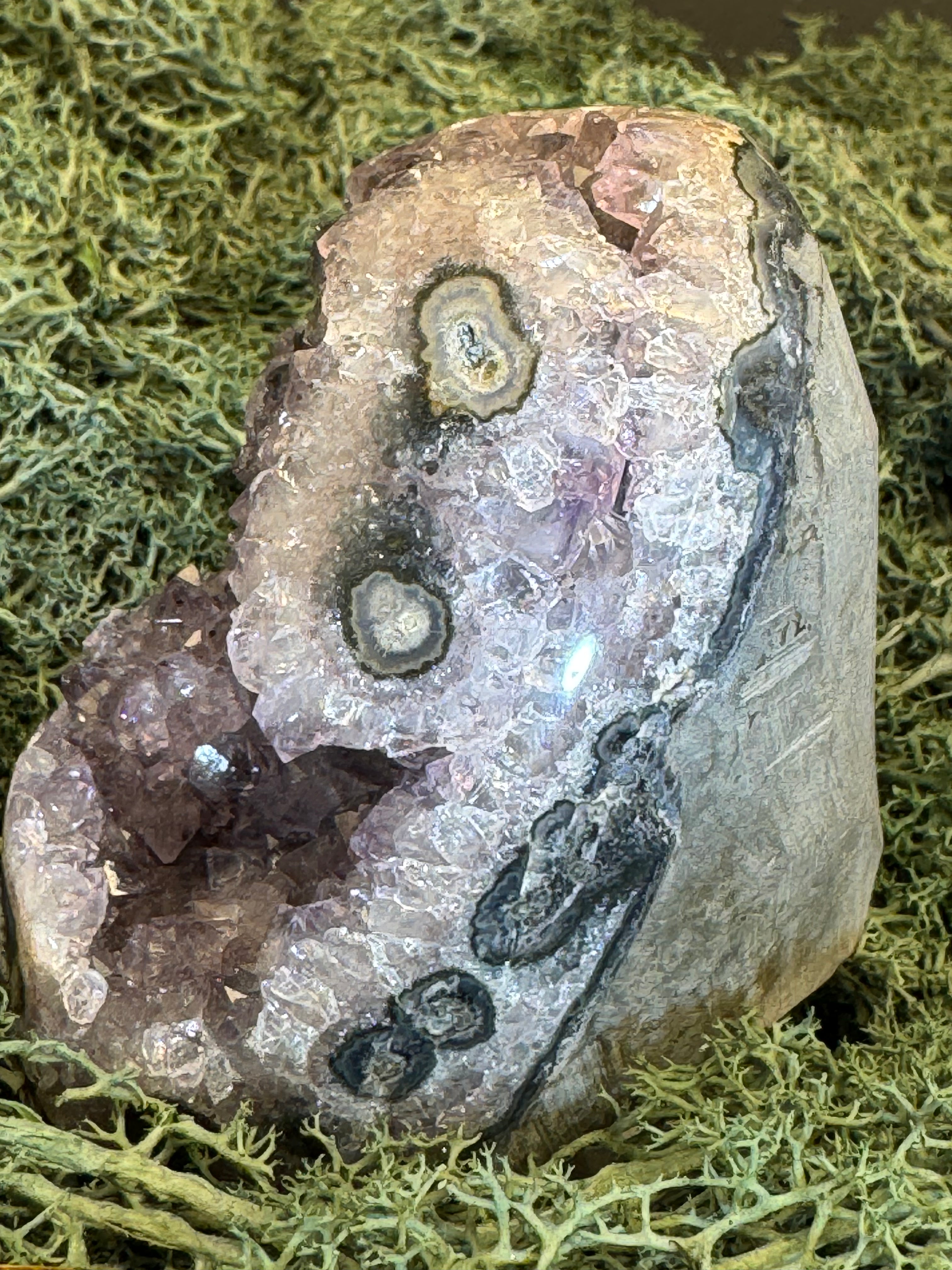 Achatisierter Amethyst Druse aus Uruguay (363g) - dunke Amethyste mit schöner Druzybildung - crystal paradise