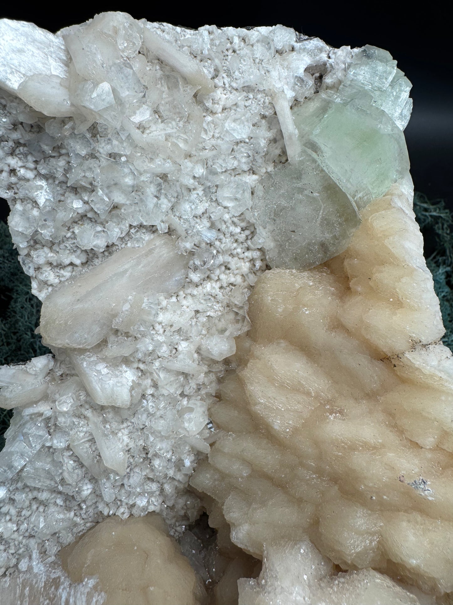 Grüner Apophyllit mit Stilbit XXL Cluster aus Maharashtra, Nashik pune, Indien (2991g)