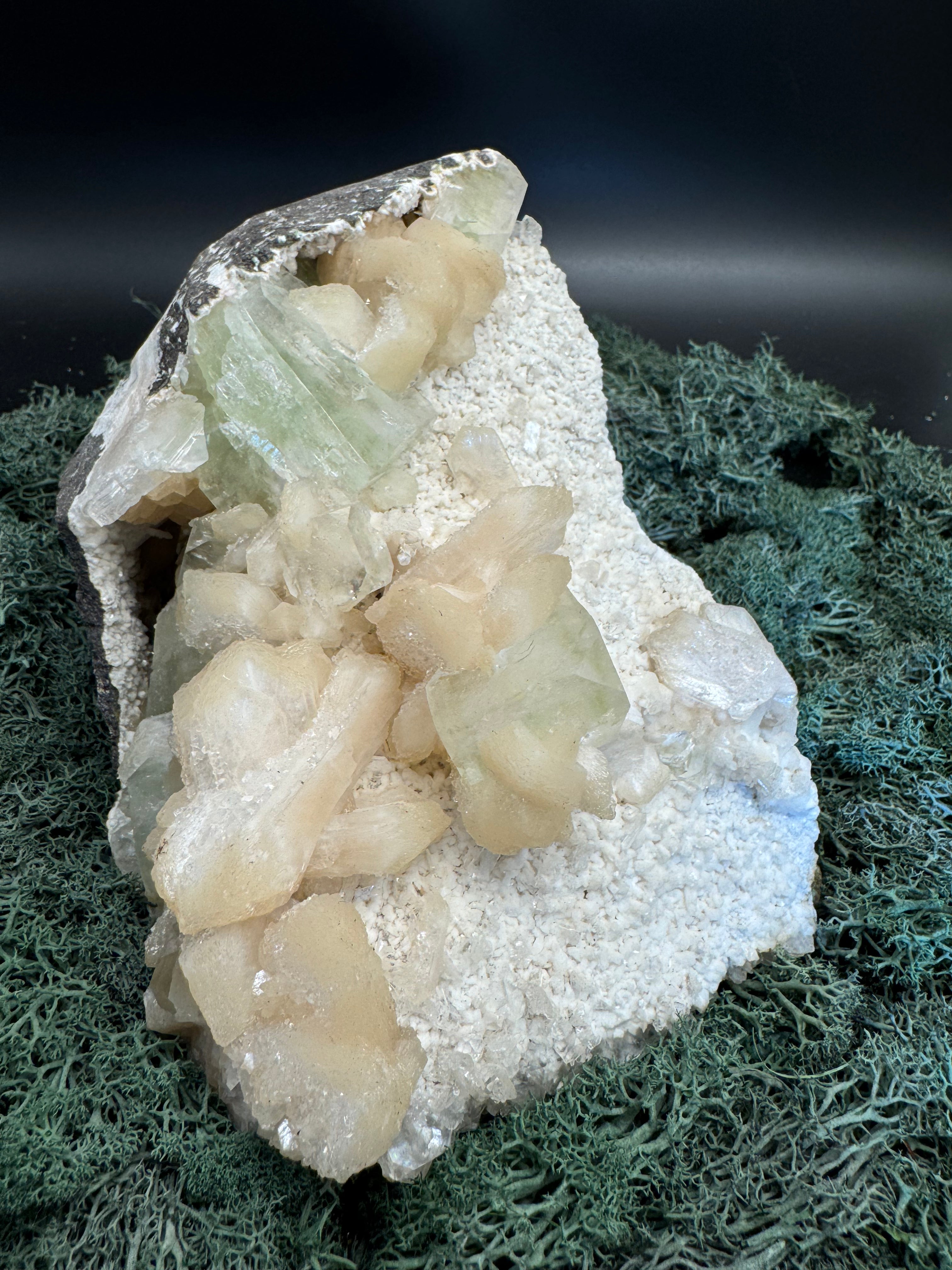 Grüner Apophyllit mit Stilbit XL Cluster aus Maharashtra, Nashik pune, Indien (2160g) - crystal paradise