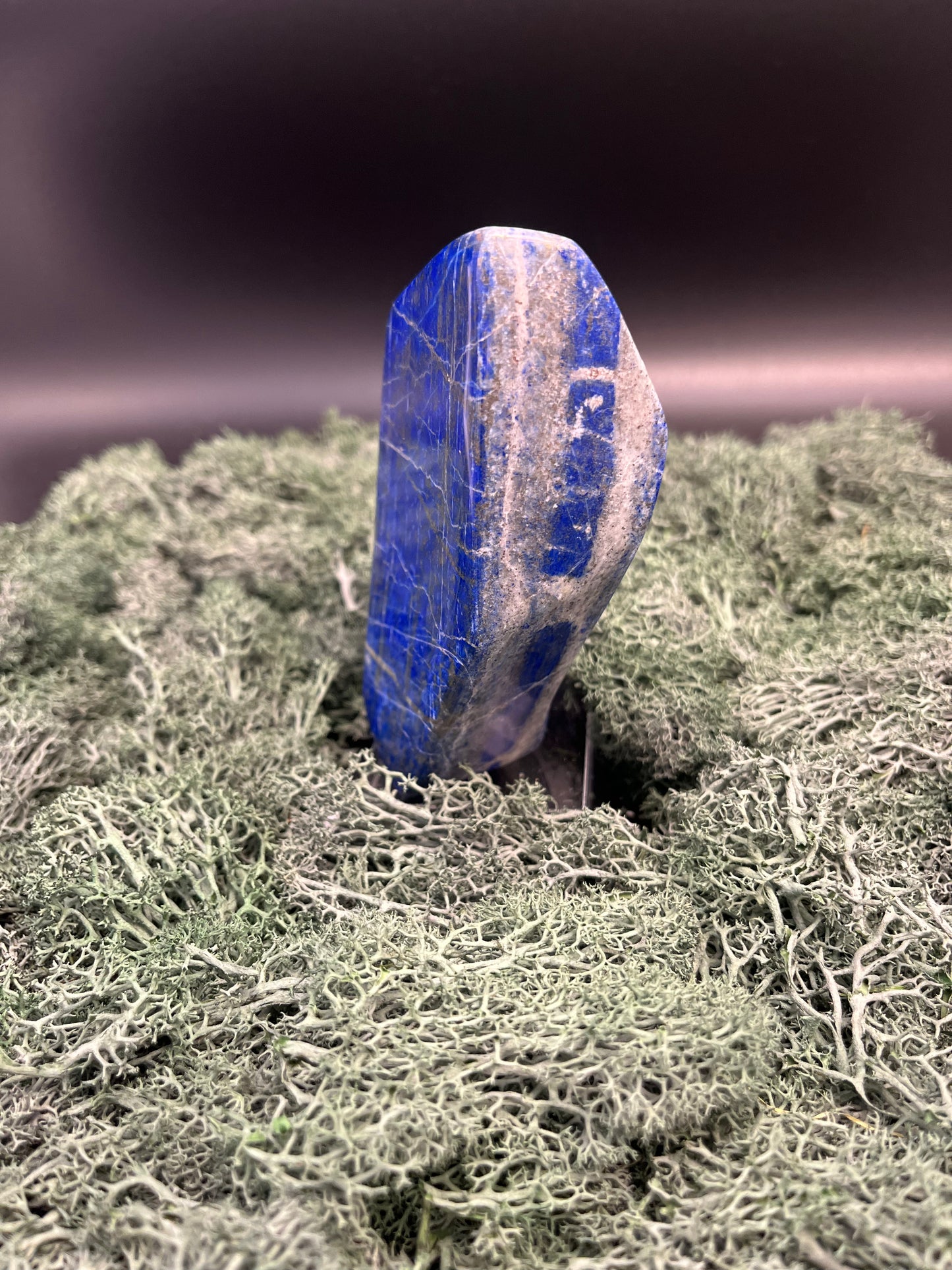 Lapis Lazuli Freeform poliert aus Afghansitan (564g) - intensives blau schön gemustert - crystal paradise