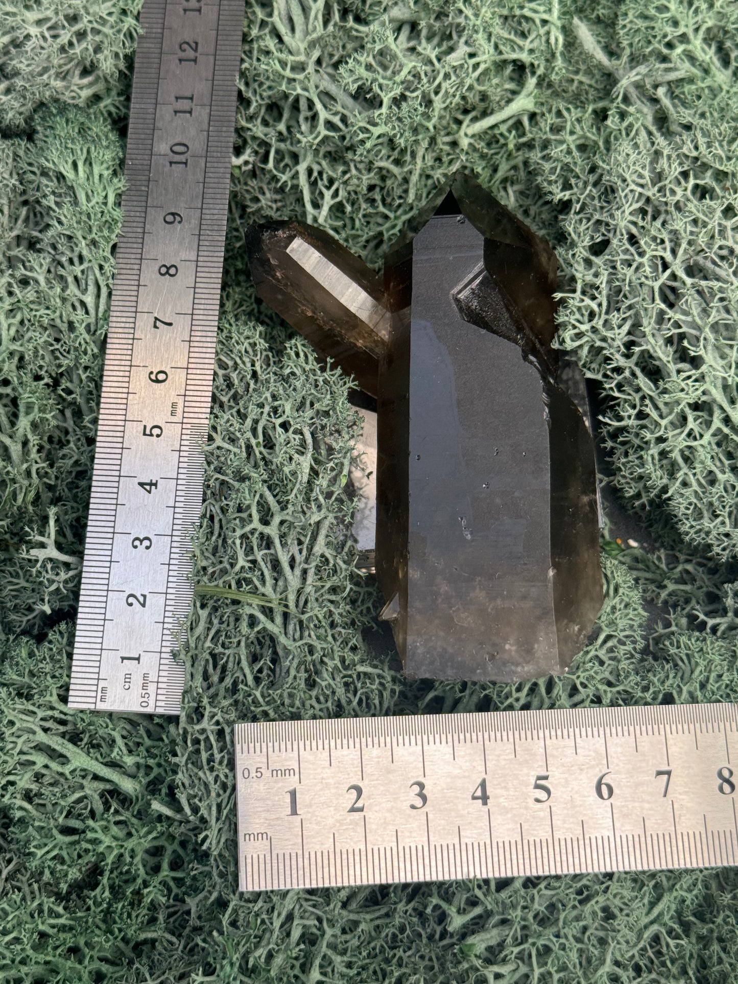 Rauchquarz Handstufe aus Brasilien (141g) - schöne dunkle Kristalle - crystal paradise