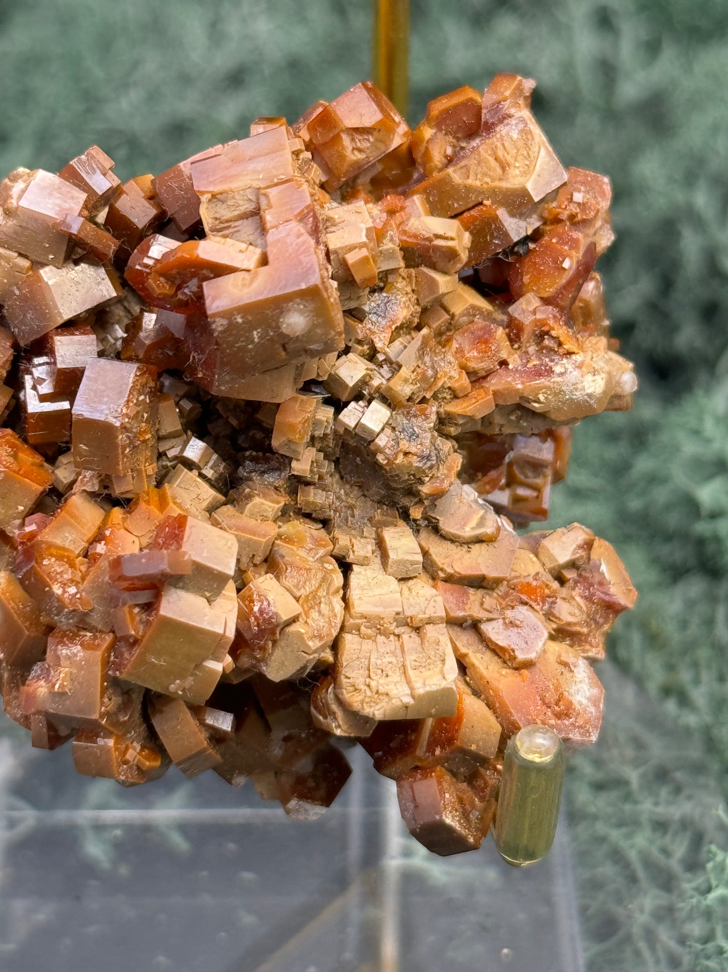 Vanadenit Stufe aus Marokko (200g) - super schöne große rote Kristalle - crystal paradise