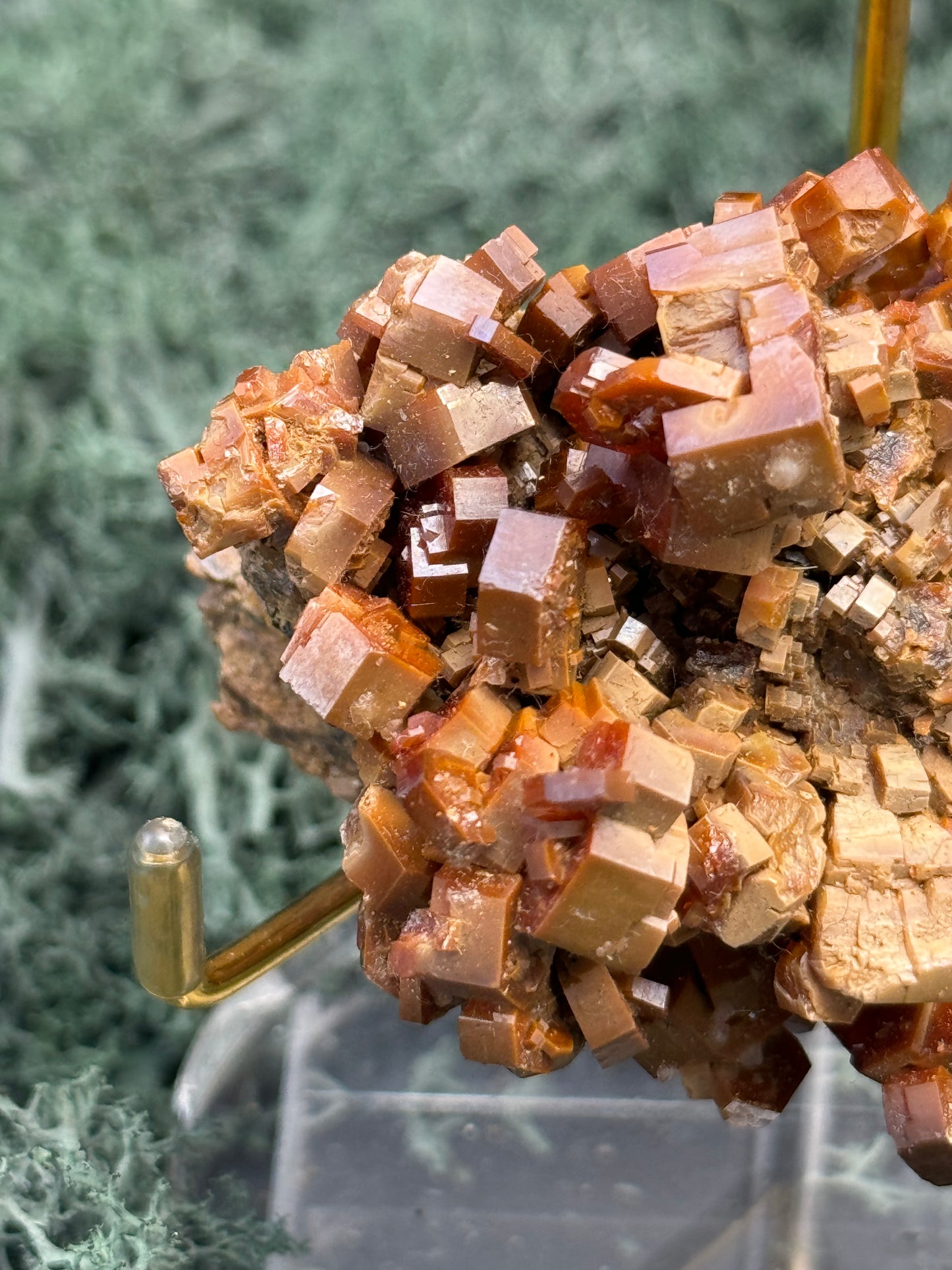 Vanadenit Stufe aus Marokko (200g) - super schöne große rote Kristalle - crystal paradise