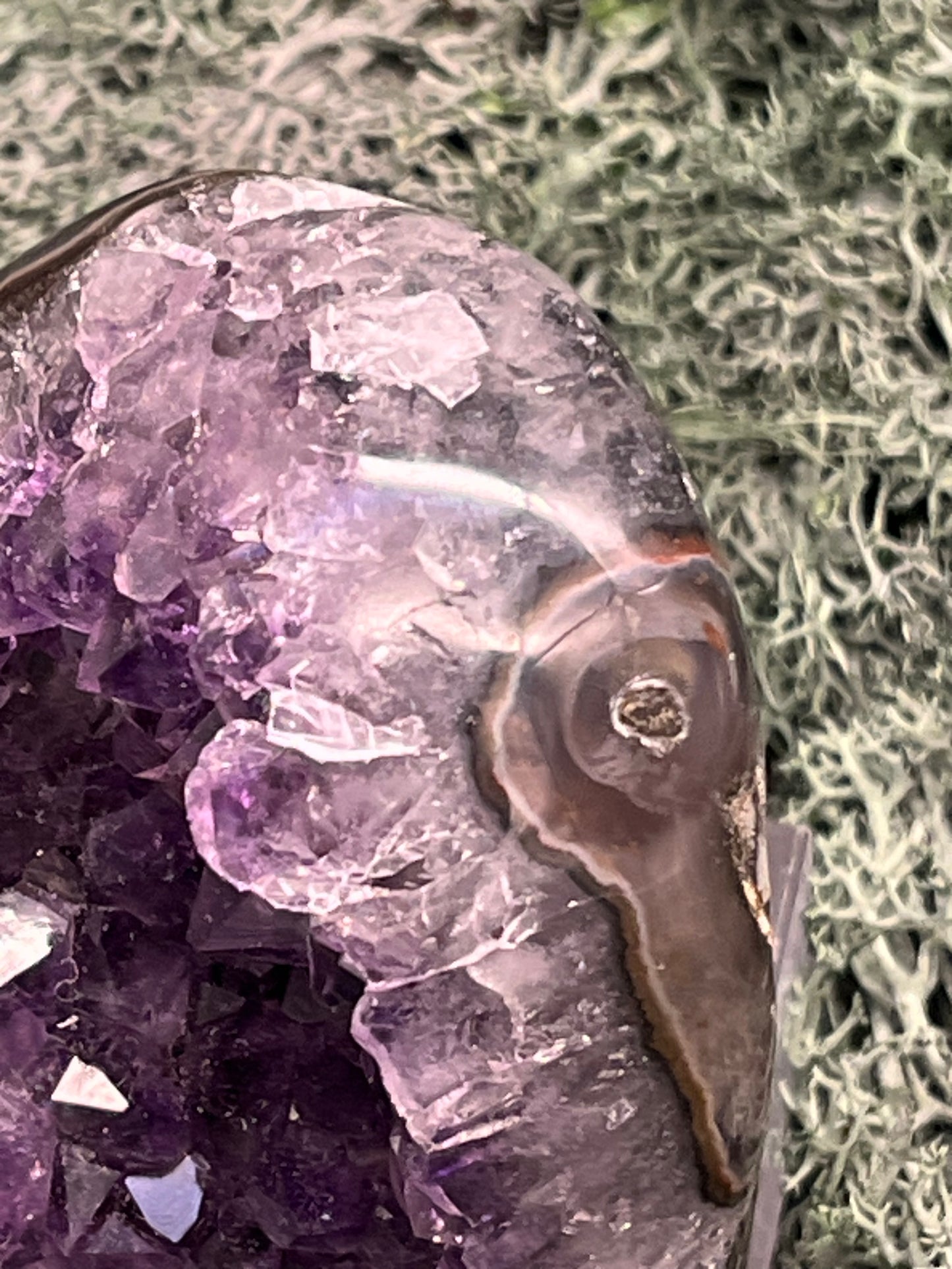 Achatisierte Amethyst Druse aus Uruguay (153g) - schöne dunkle Kristalle und Achatisierung - crystal paradise