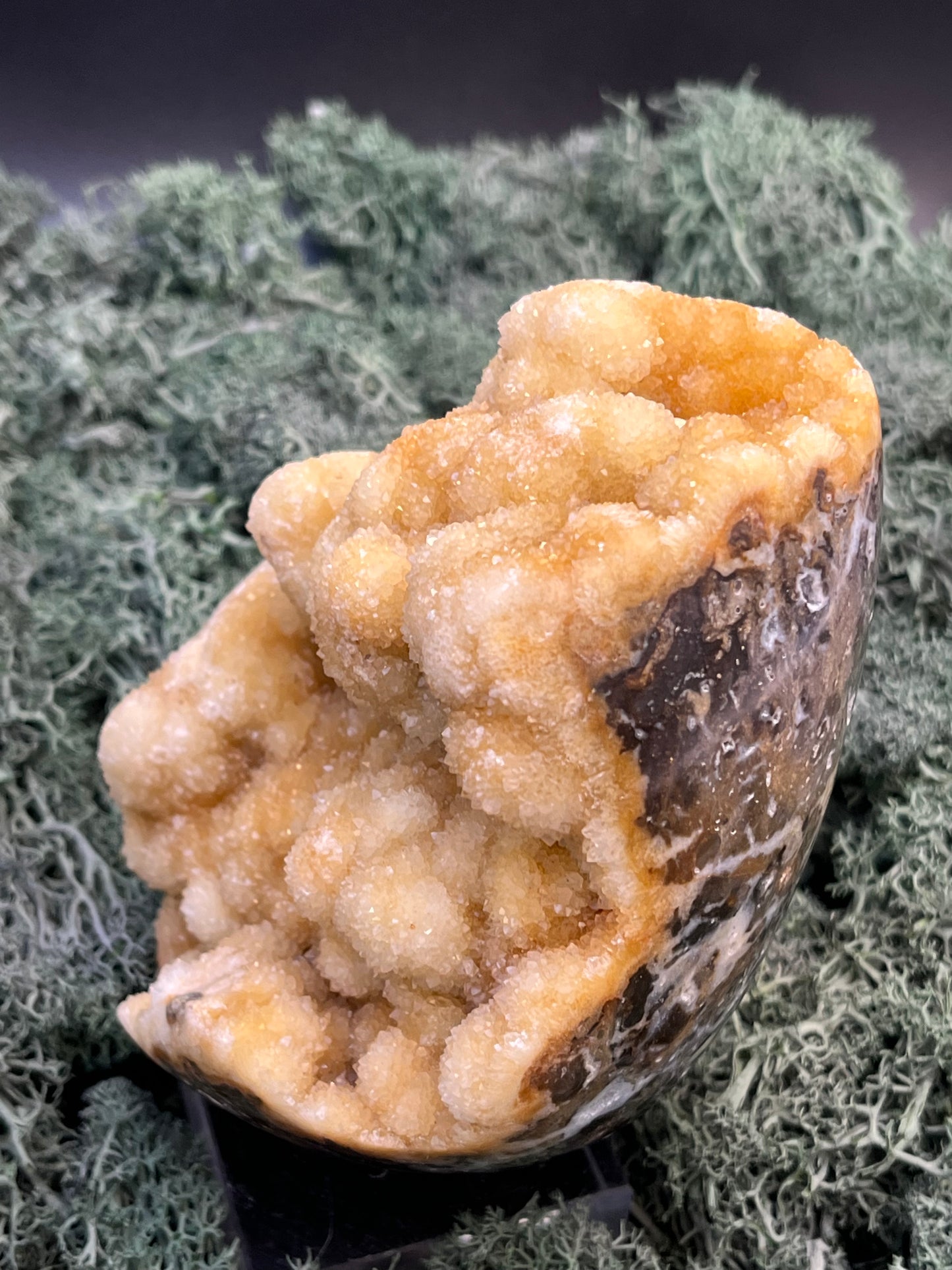 Gold-/beigefarbene Calcit Druzy Freeform aus Pakistan (978g) - super schöne Kugelkristalle und Druzys - crystal paradise