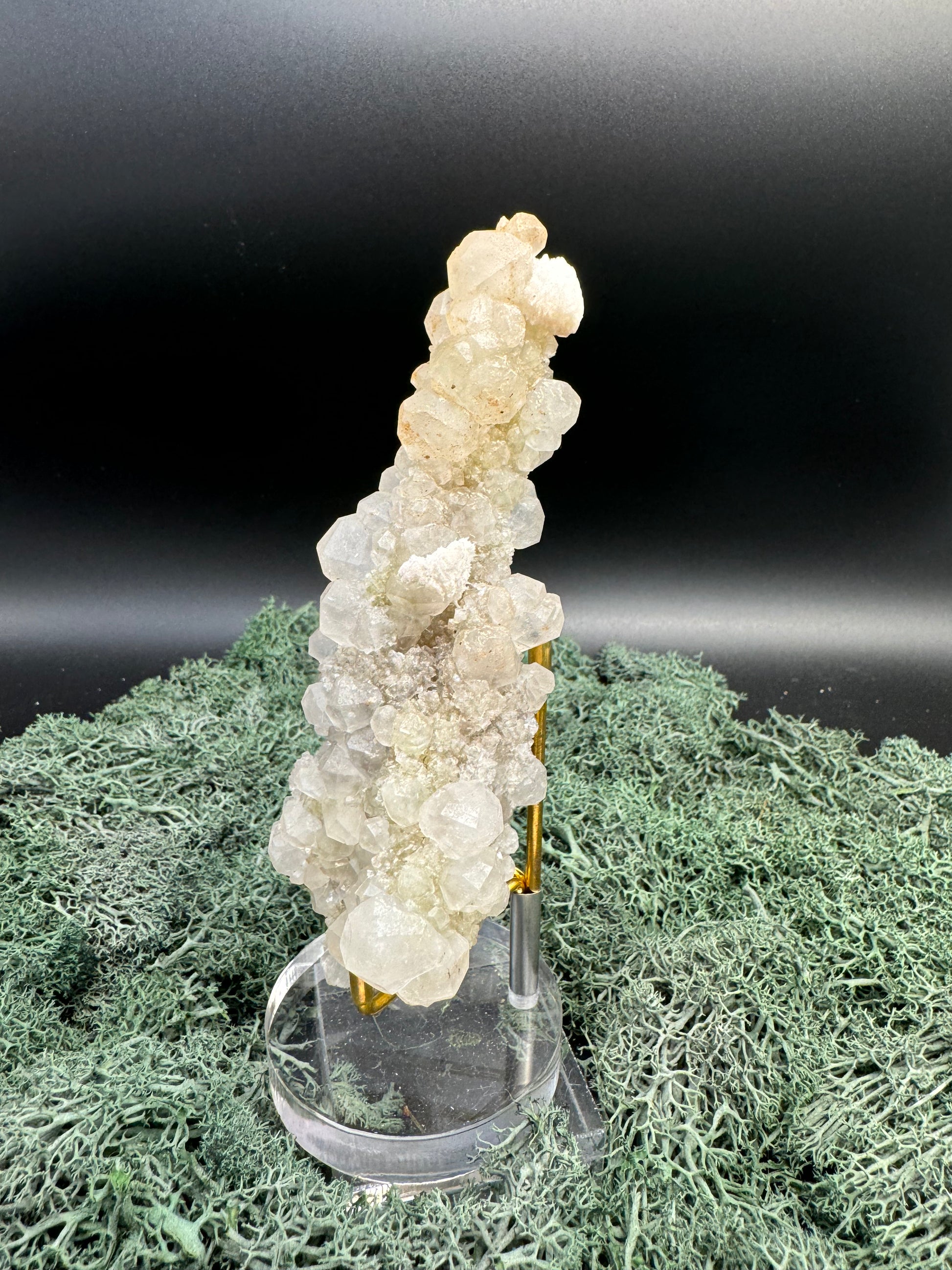 Okenit auf Calcit und Apophyllit Cluster aus Indien (189g) - crystal paradise