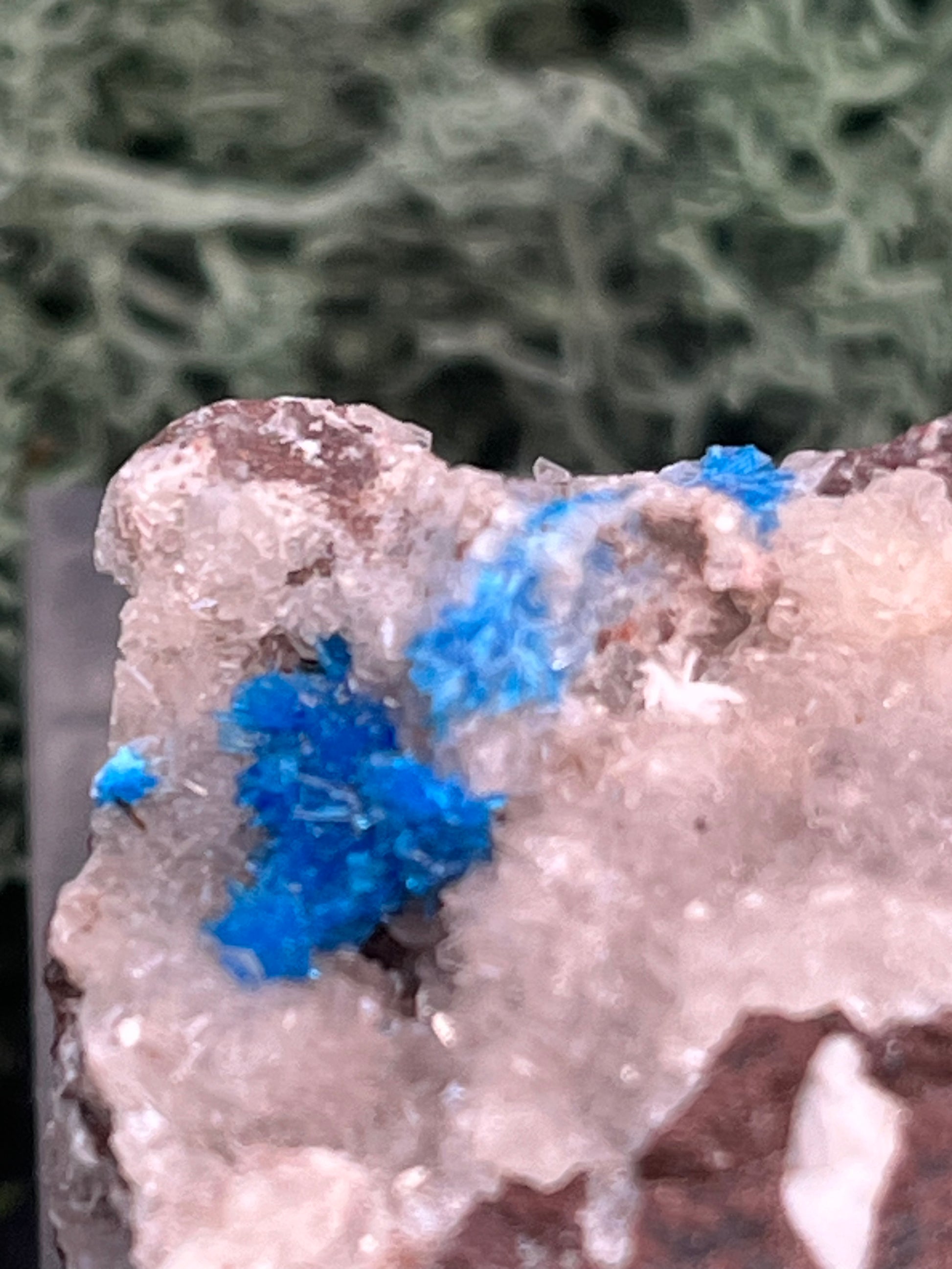 Canvansit auf Stilbit aus Poonah Indien (34g) - Stufe - crystal paradise