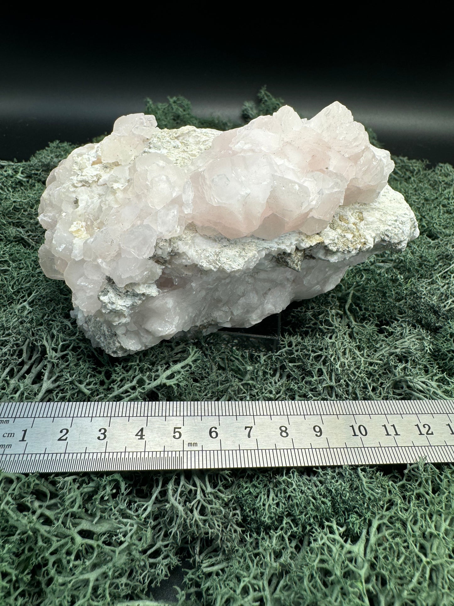 Pink Calcit Großstufe (UV Reaktiv) (80g)- schöne Kristallstruktur - crystal paradise