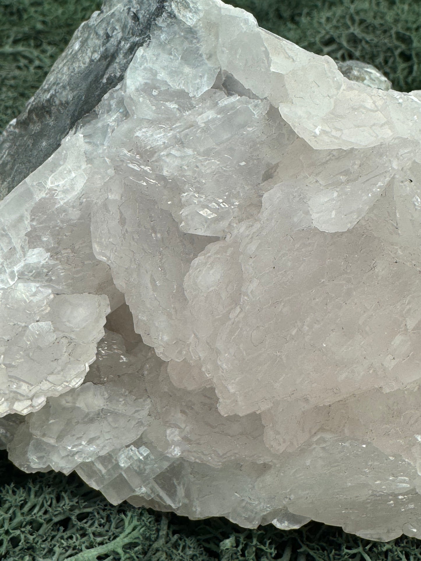 Pink Calcit Großstufe (UV Reaktiv) (972g)- schöne Kristallstruktur - crystal paradise