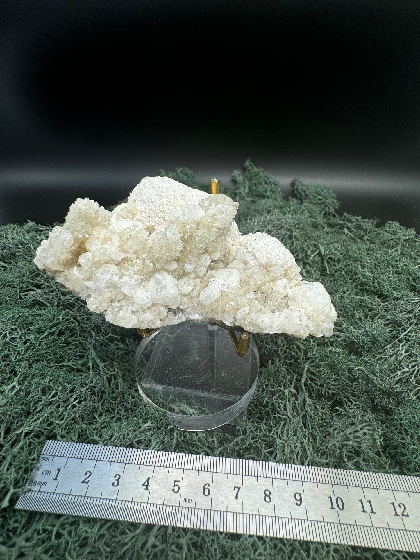 Okenit auf Calcit und Apophyllit Cluster aus Indien (179g) - crystal paradise