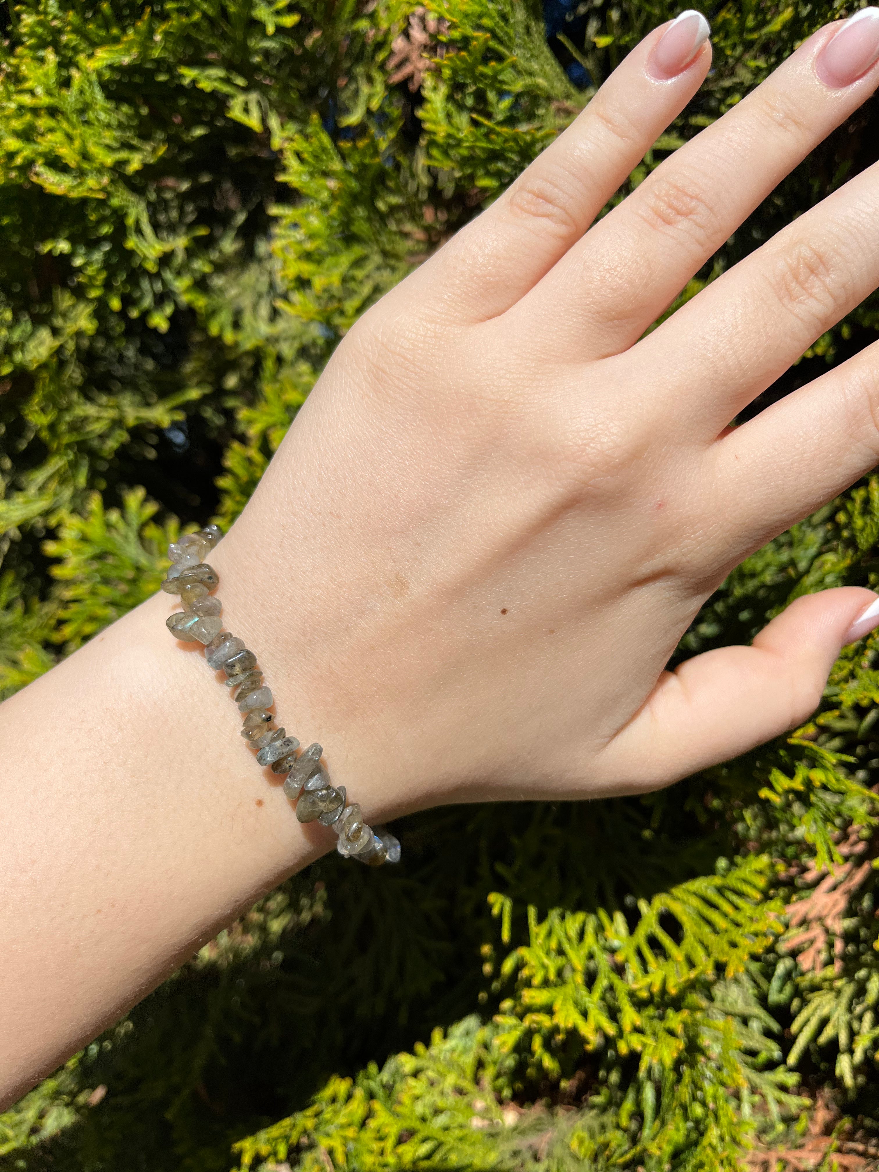 Armband aus Labradorit-Chipstone-Perlen - 10 Stück - crystal paradise